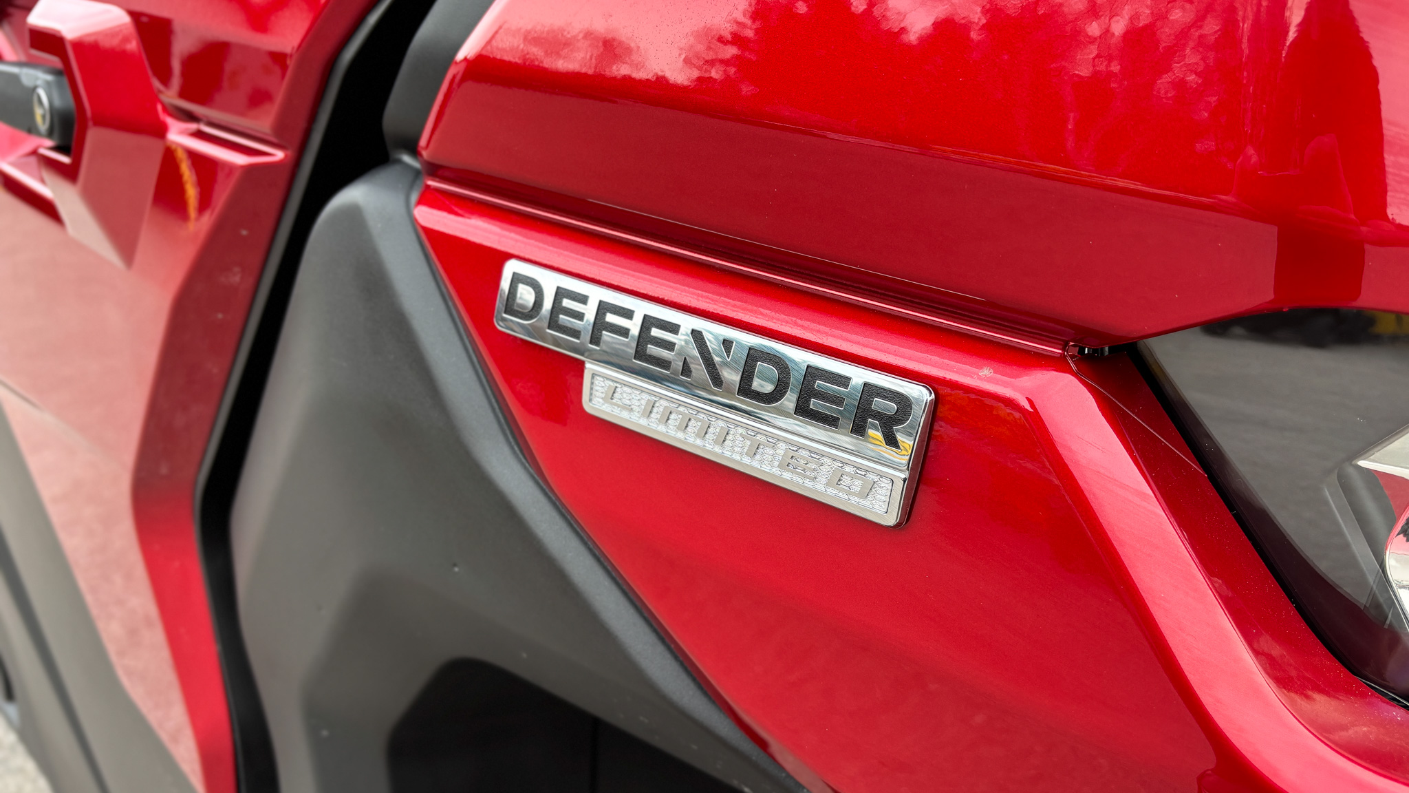 2025 Can-Am DEFENDER MAX LTD CAB HD10 - Photo 14