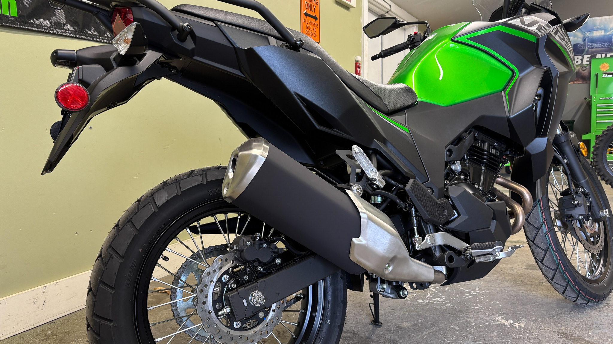 2025 Kawasaki VERSYS X 300 ABS - Photo 12