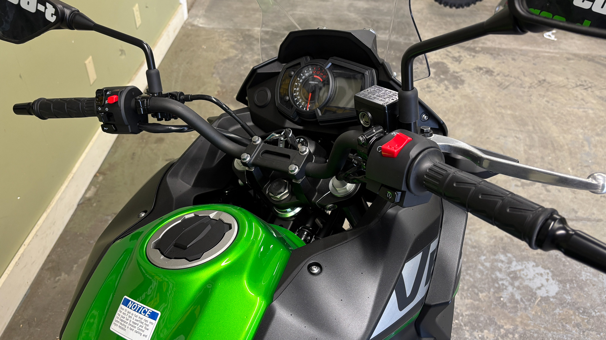 2025 Kawasaki VERSYS X 300 ABS - Photo 13