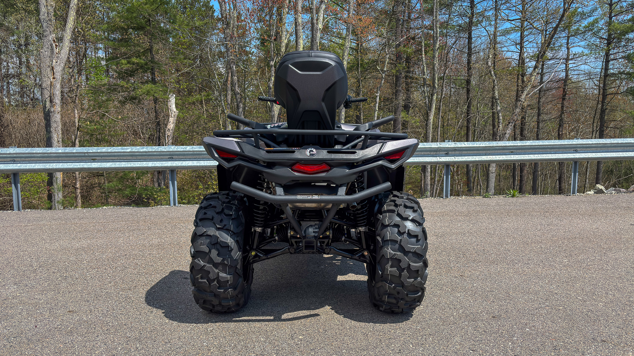2025 Can-Am OUTLANDER MAX XT 700 - Photo 4