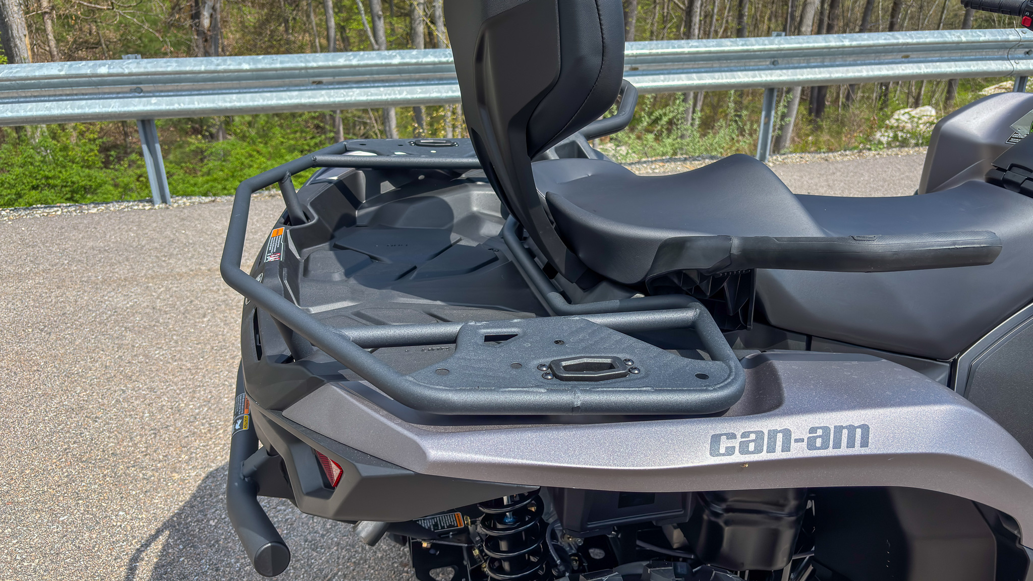 2025 Can-Am OUTLANDER MAX XT 700 - Photo 9
