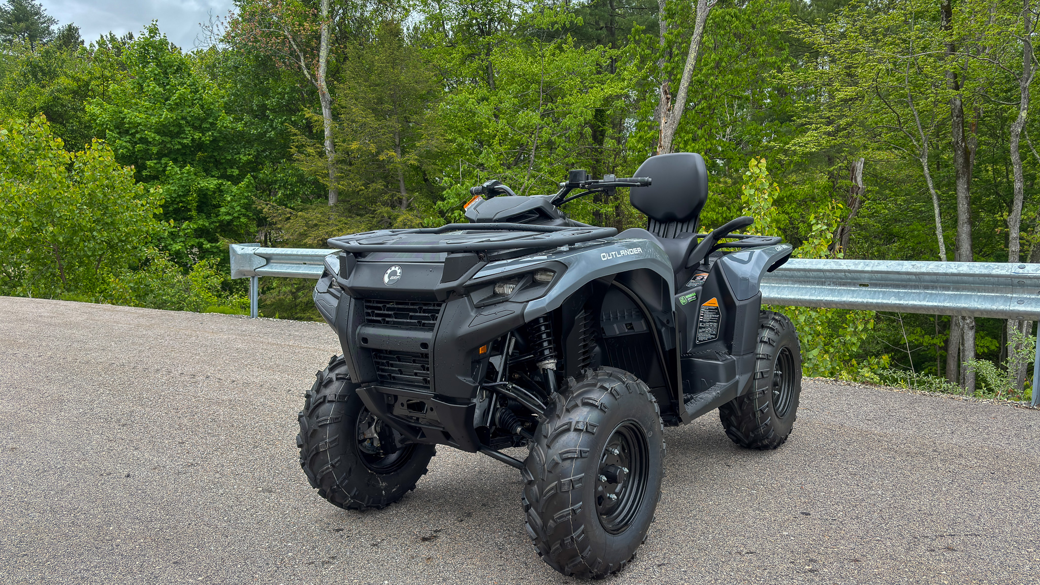 2025 Can-Am OUTLANDER MAX DPS 700 - Photo 7
