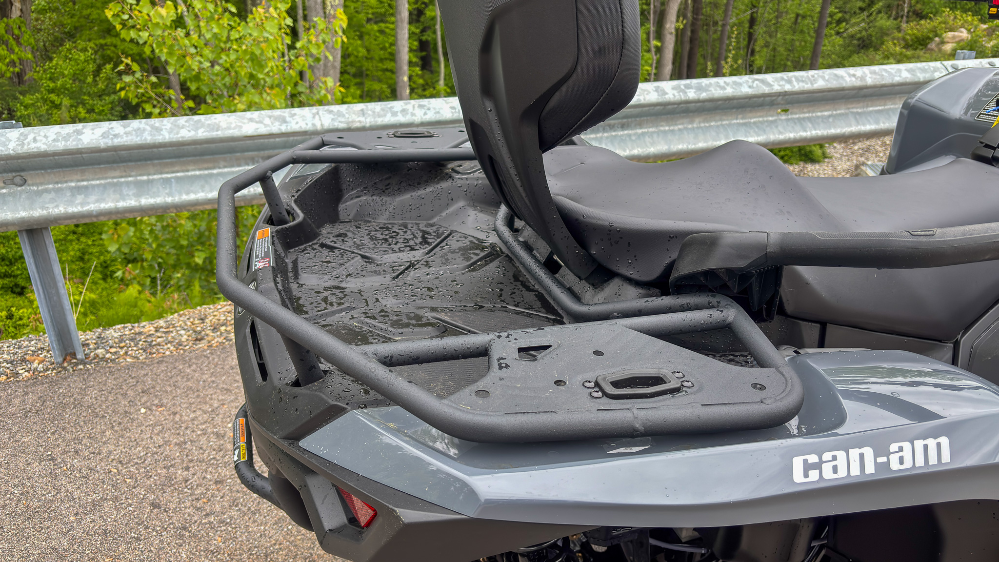 2025 Can-Am OUTLANDER MAX DPS 700 - Photo 9