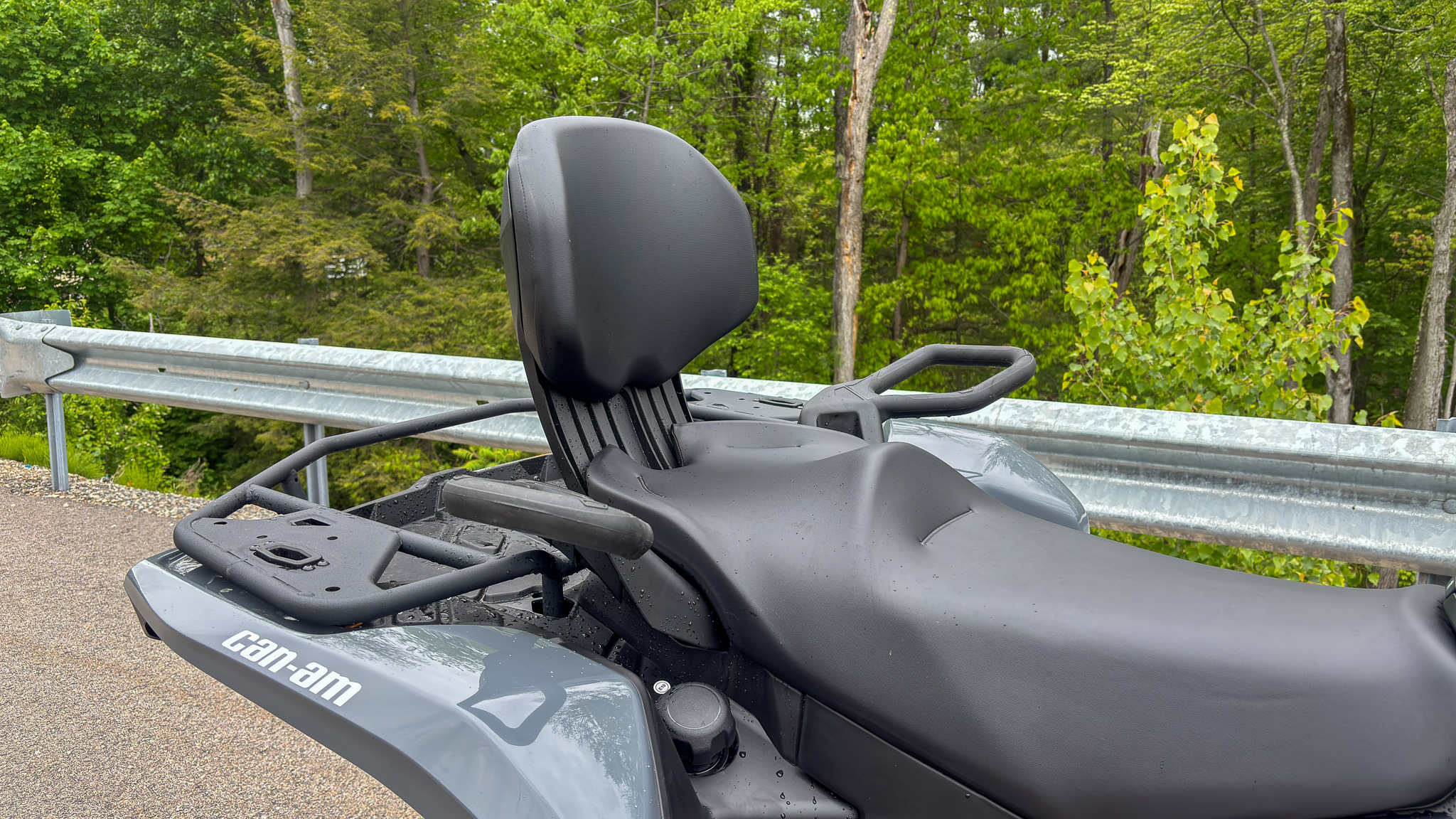 2025 Can-Am OUTLANDER MAX DPS 700 - Photo 10