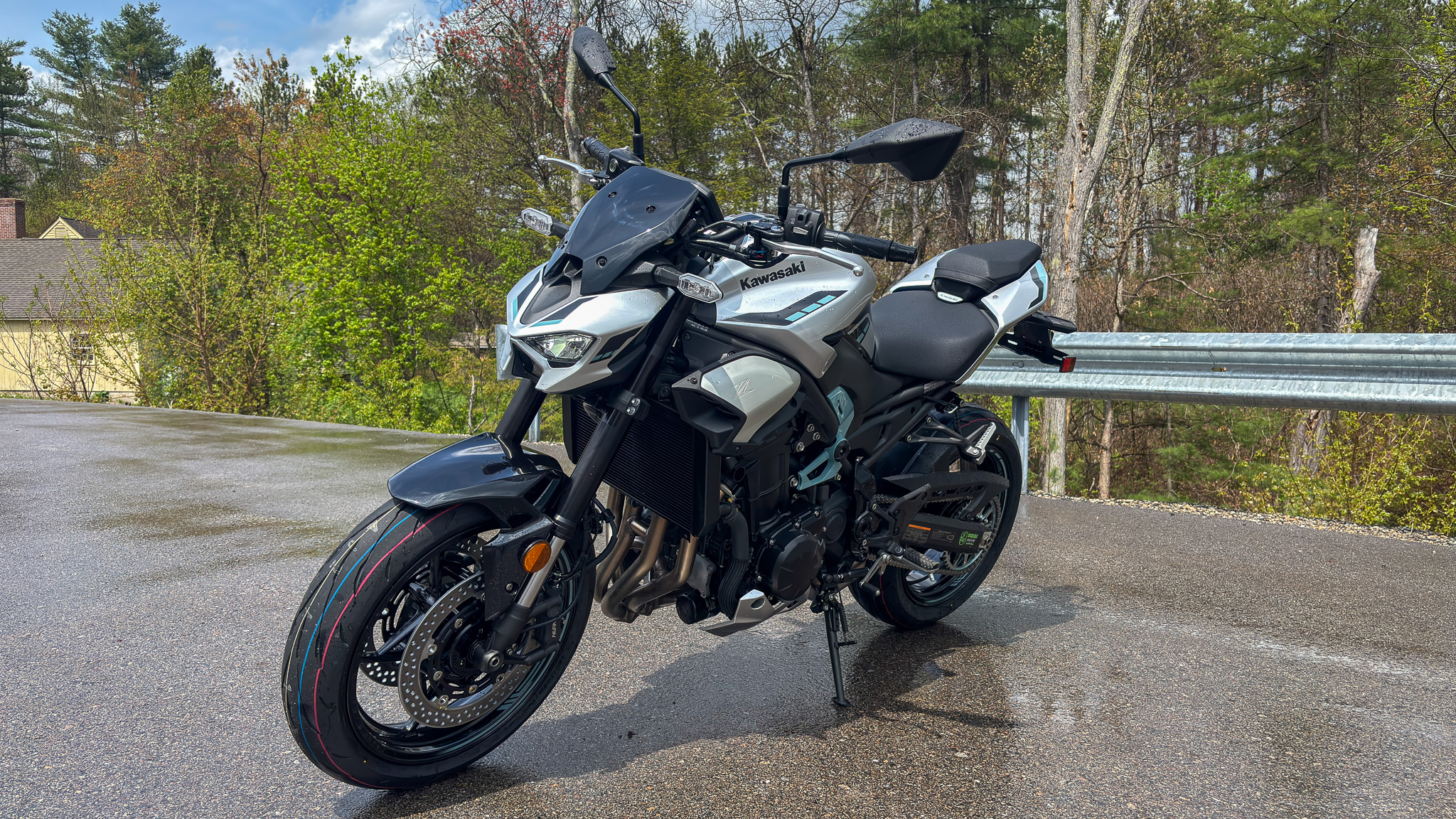 2025 Kawasaki Z900 ABS - Photo 2