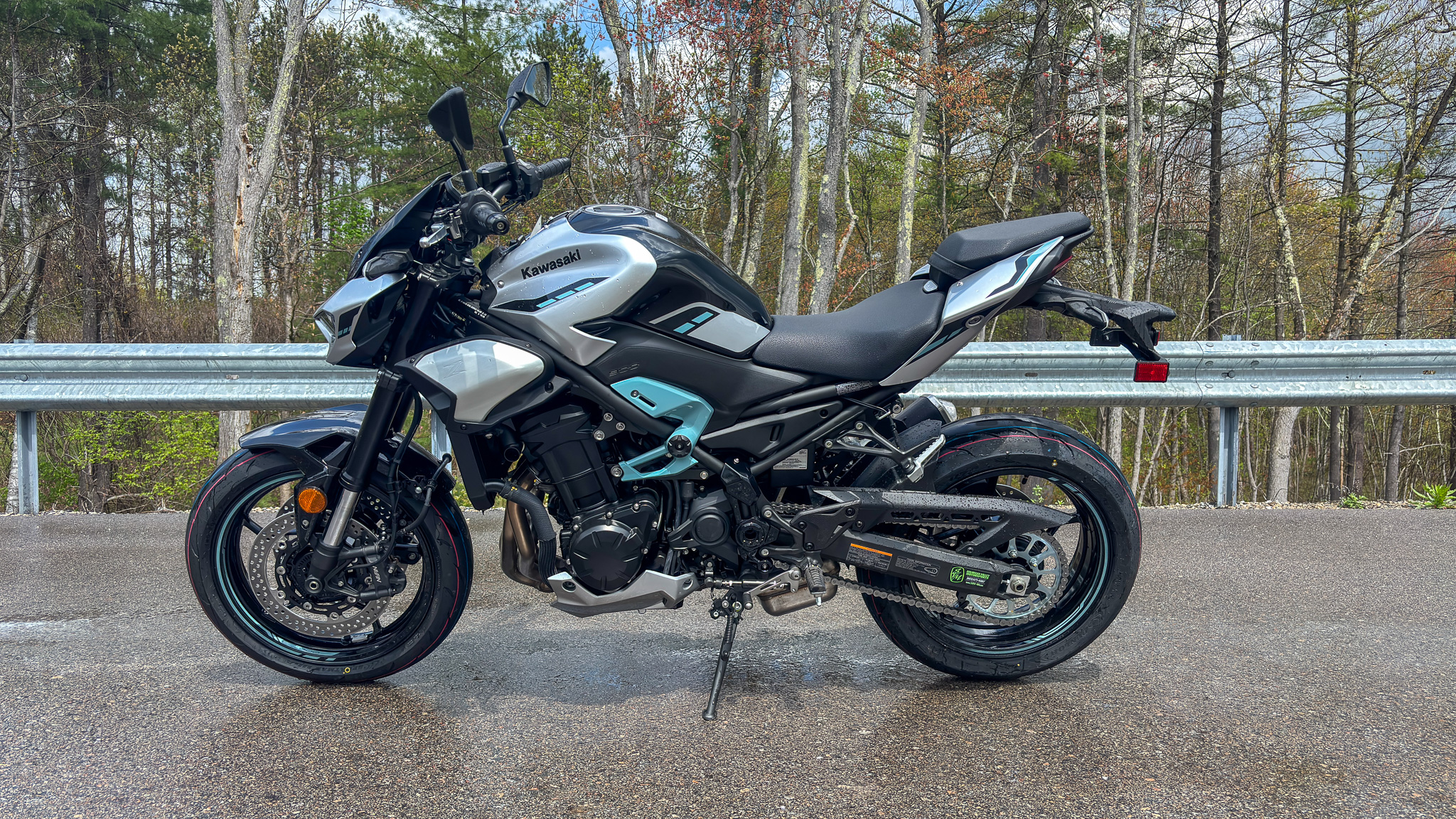 2025 Kawasaki Z900 ABS - Photo 3