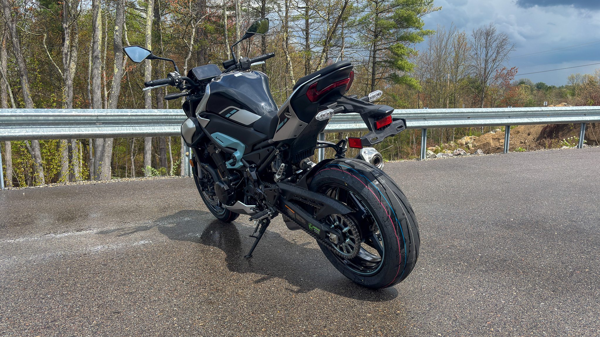 2025 Kawasaki Z900 ABS - Photo 4