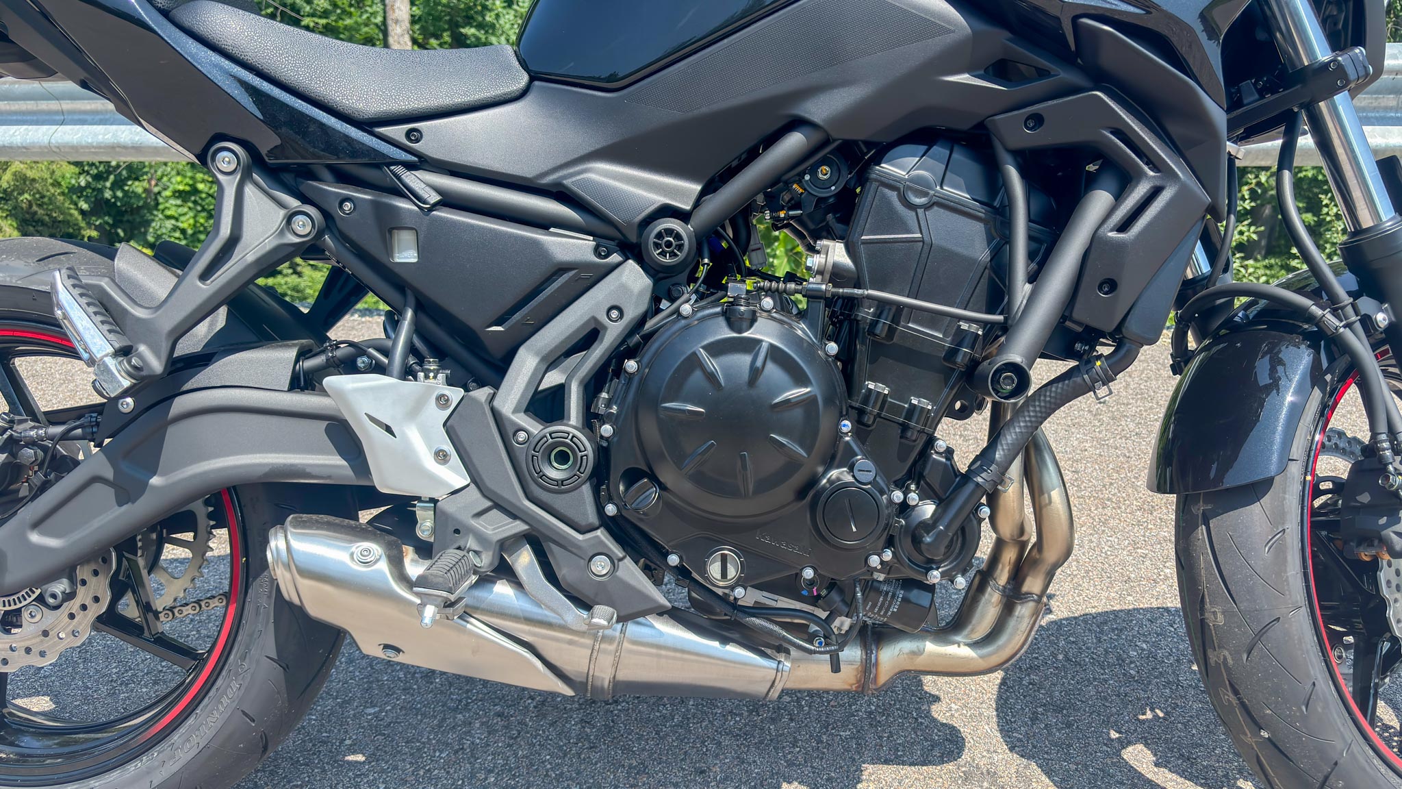 2025 Kawasaki Z650 - Photo 12