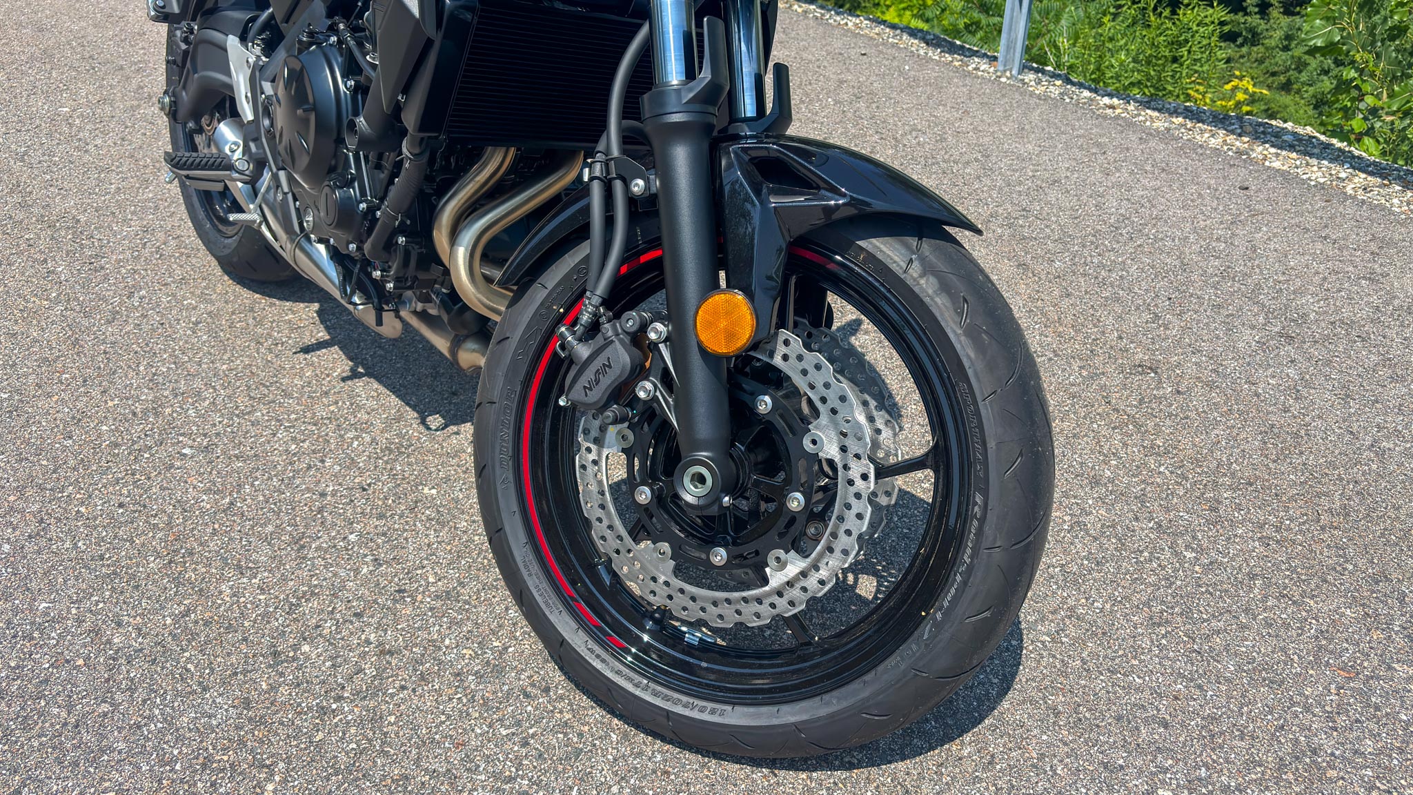 2025 Kawasaki Z650 - Photo 14