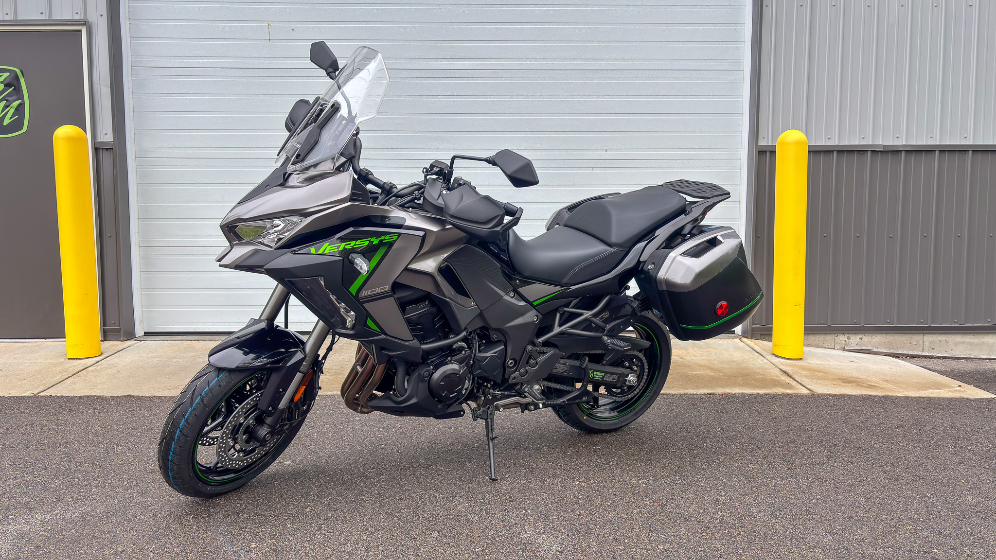 2025 Kawasaki VERSYS 1100 SE LT ABS - Photo 3