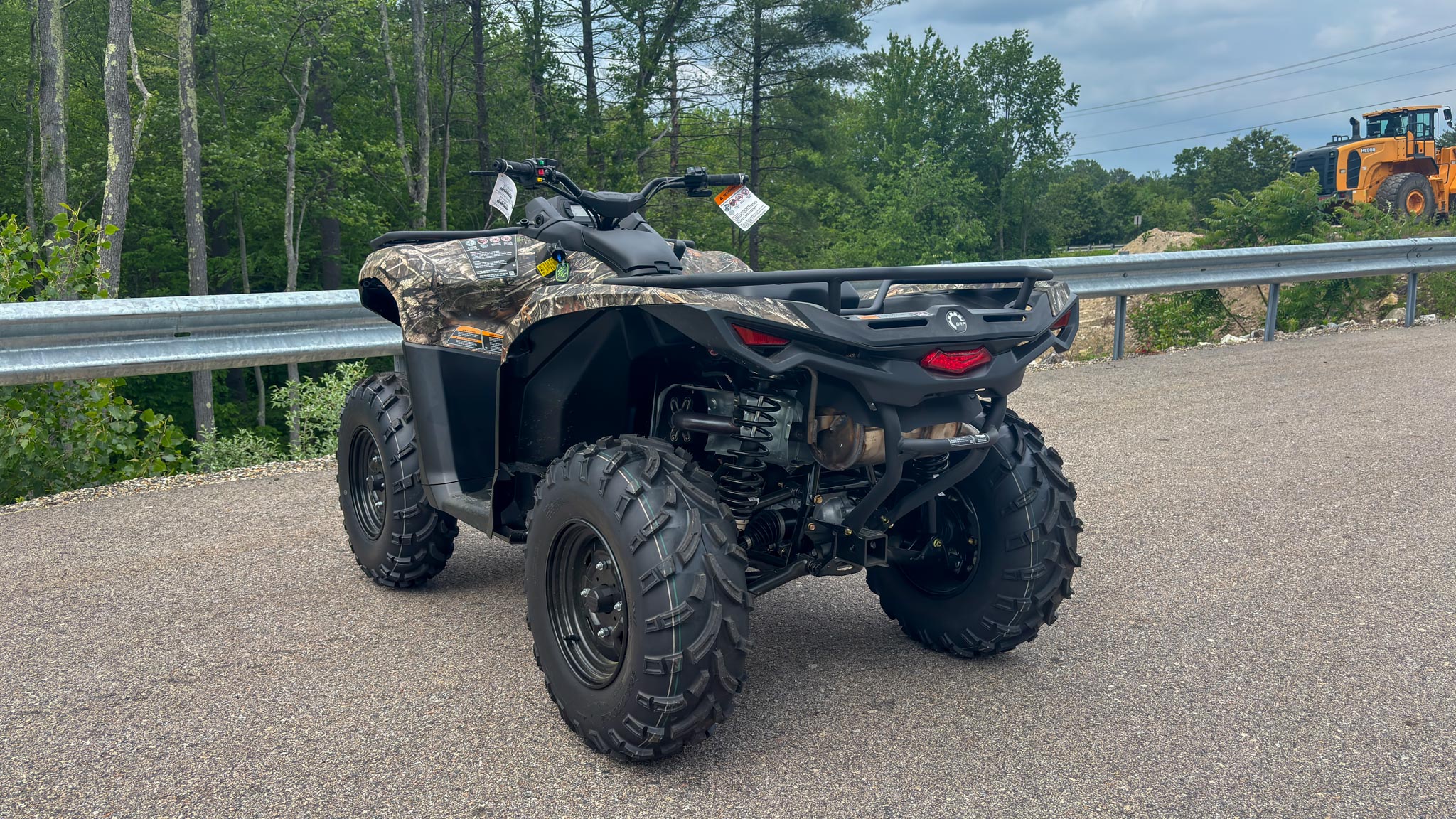 2025 Can-Am OUTLANDER DPS 500 - Photo 3