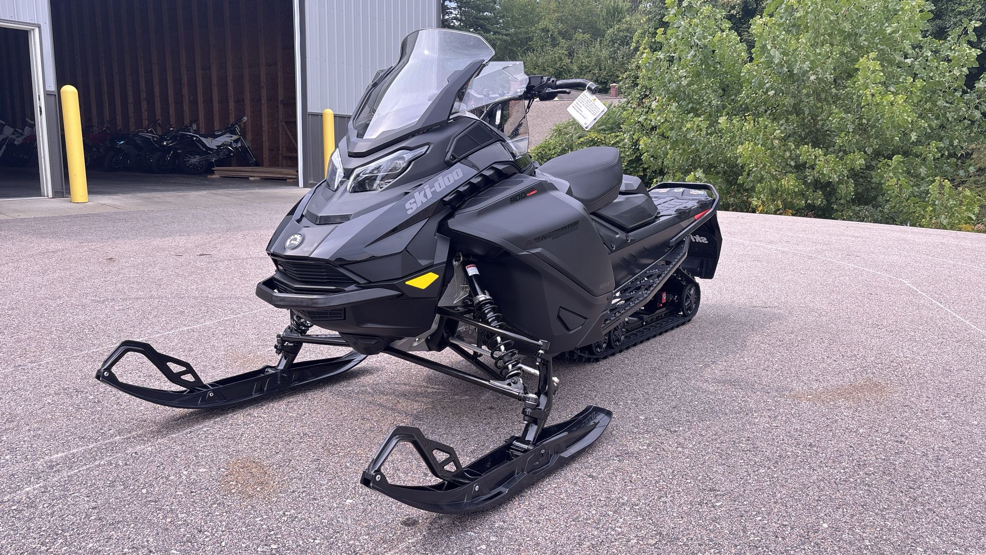 2026 Ski-Doo RENEGADE ADR 900 ACE TURBO RIPSAW 1.25" ES