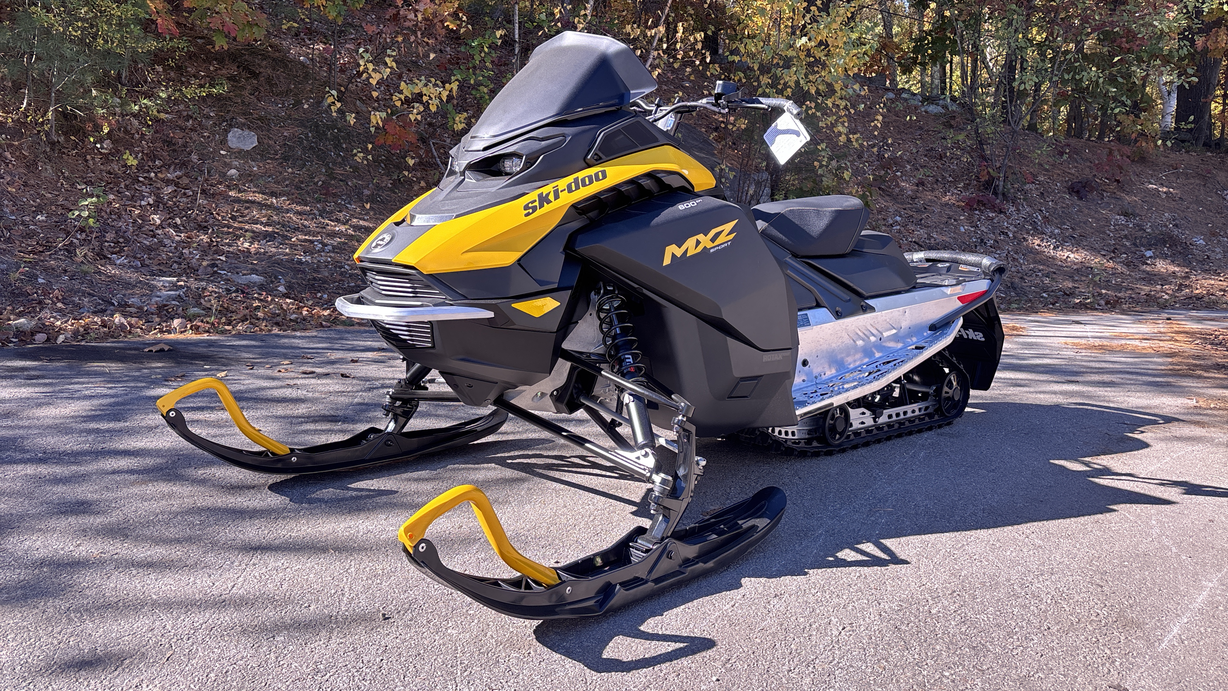 2026 Ski-Doo MXZ SPORT 129 600 EFI 1.25" E.S.