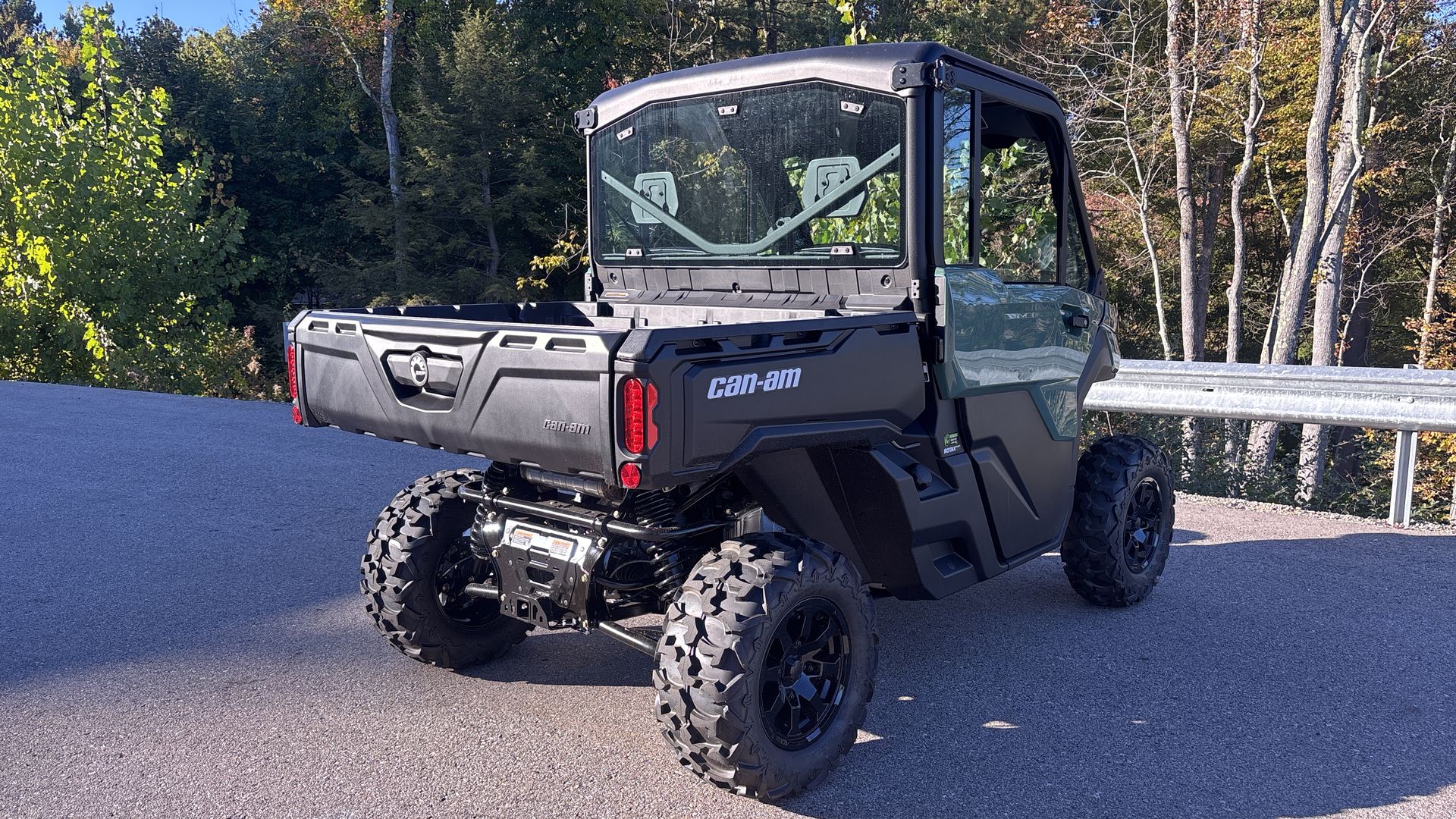 2026 Can-Am DEFENDER DPS CAB HD9 - Photo 7