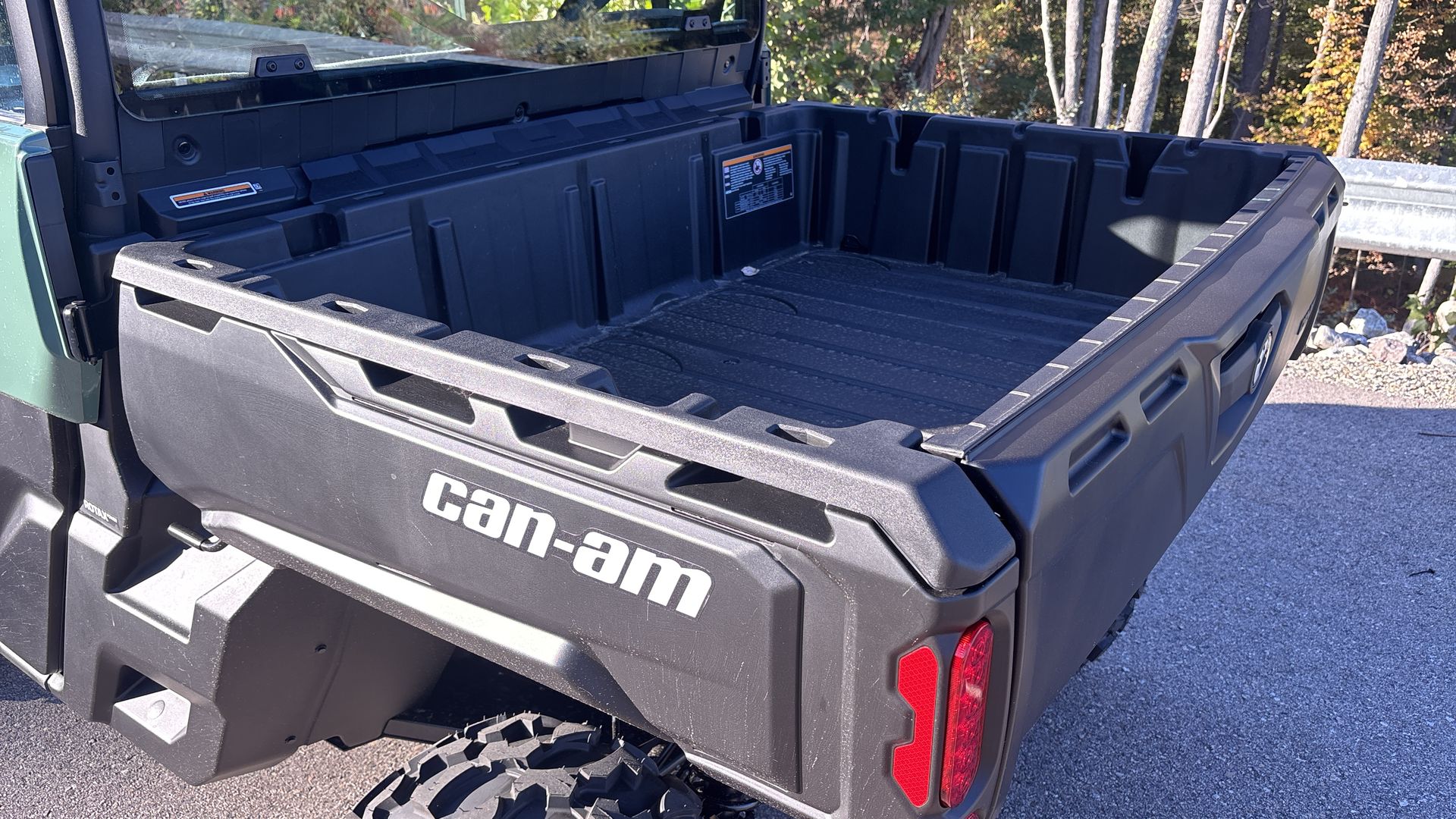 2026 Can-Am DEFENDER DPS CAB HD9 - Photo 16