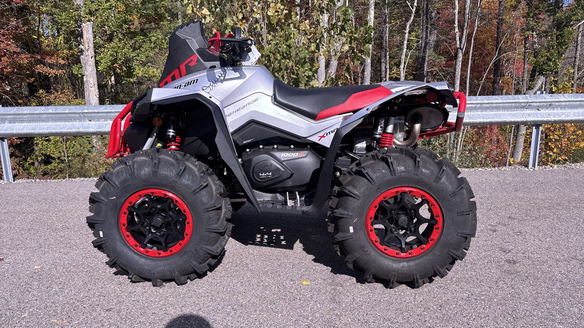 2025 Can-Am RENEGADE XMR 1000R - Photo 5