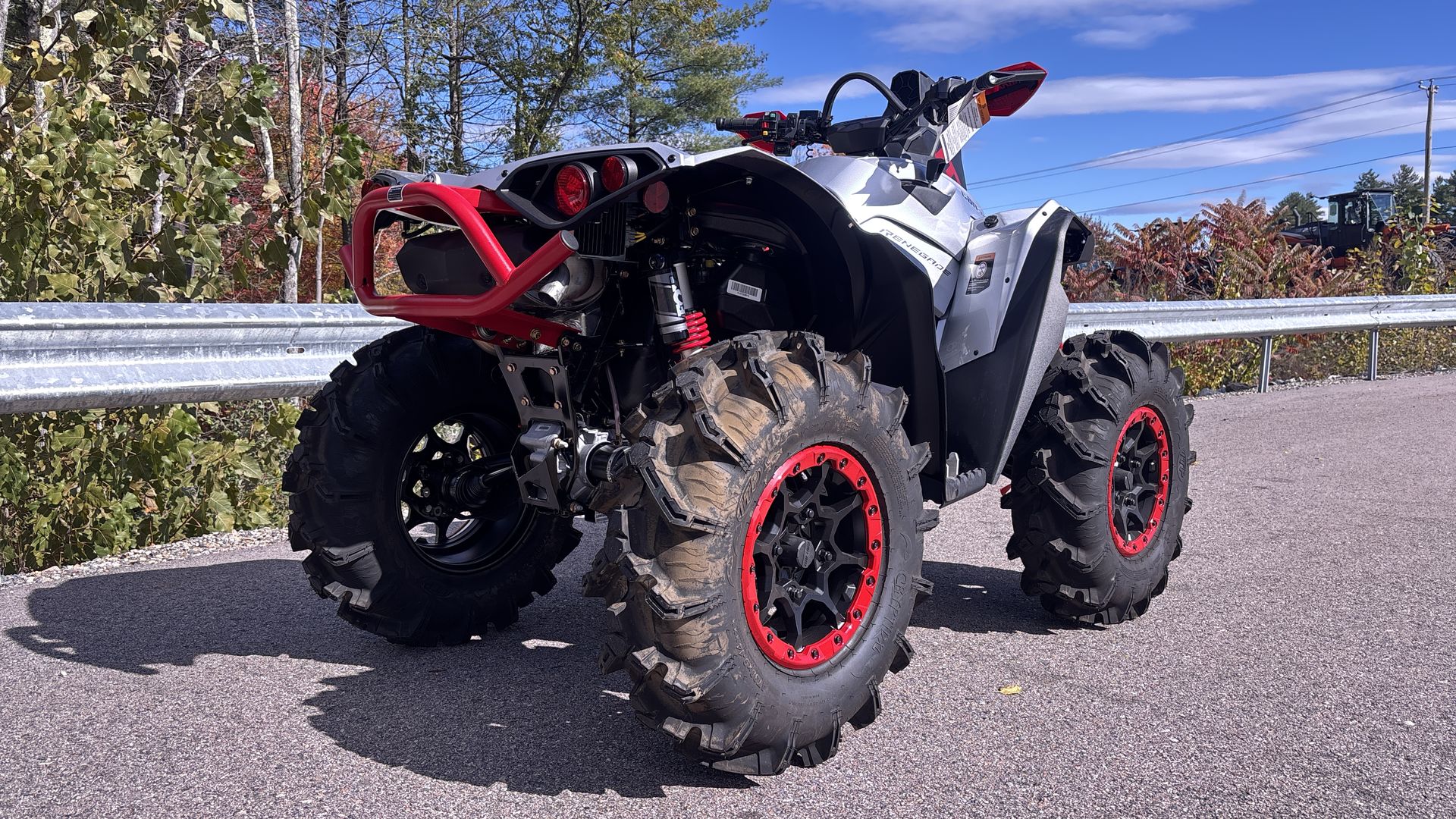 2025 Can-Am RENEGADE XMR 1000R - Photo 13