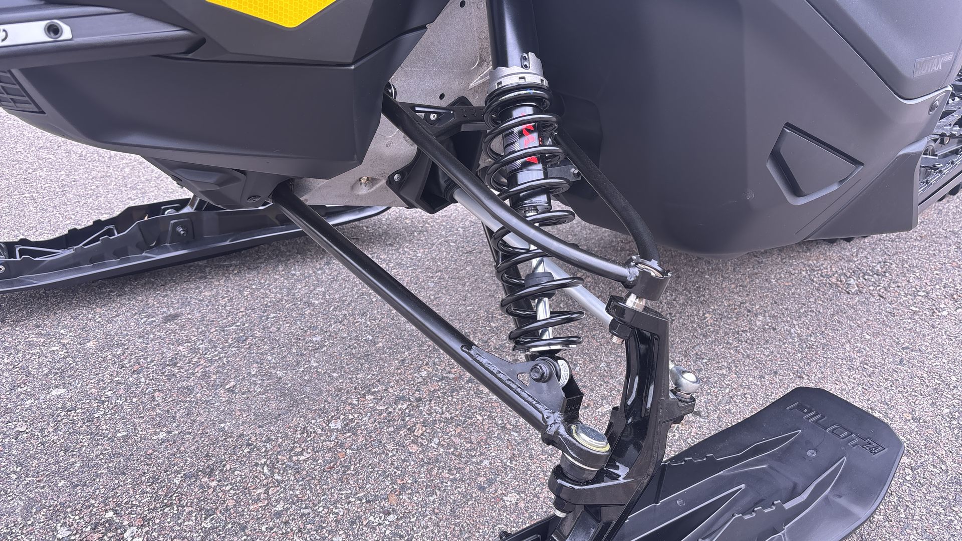 2026 Ski-Doo ACTB - Photo 15