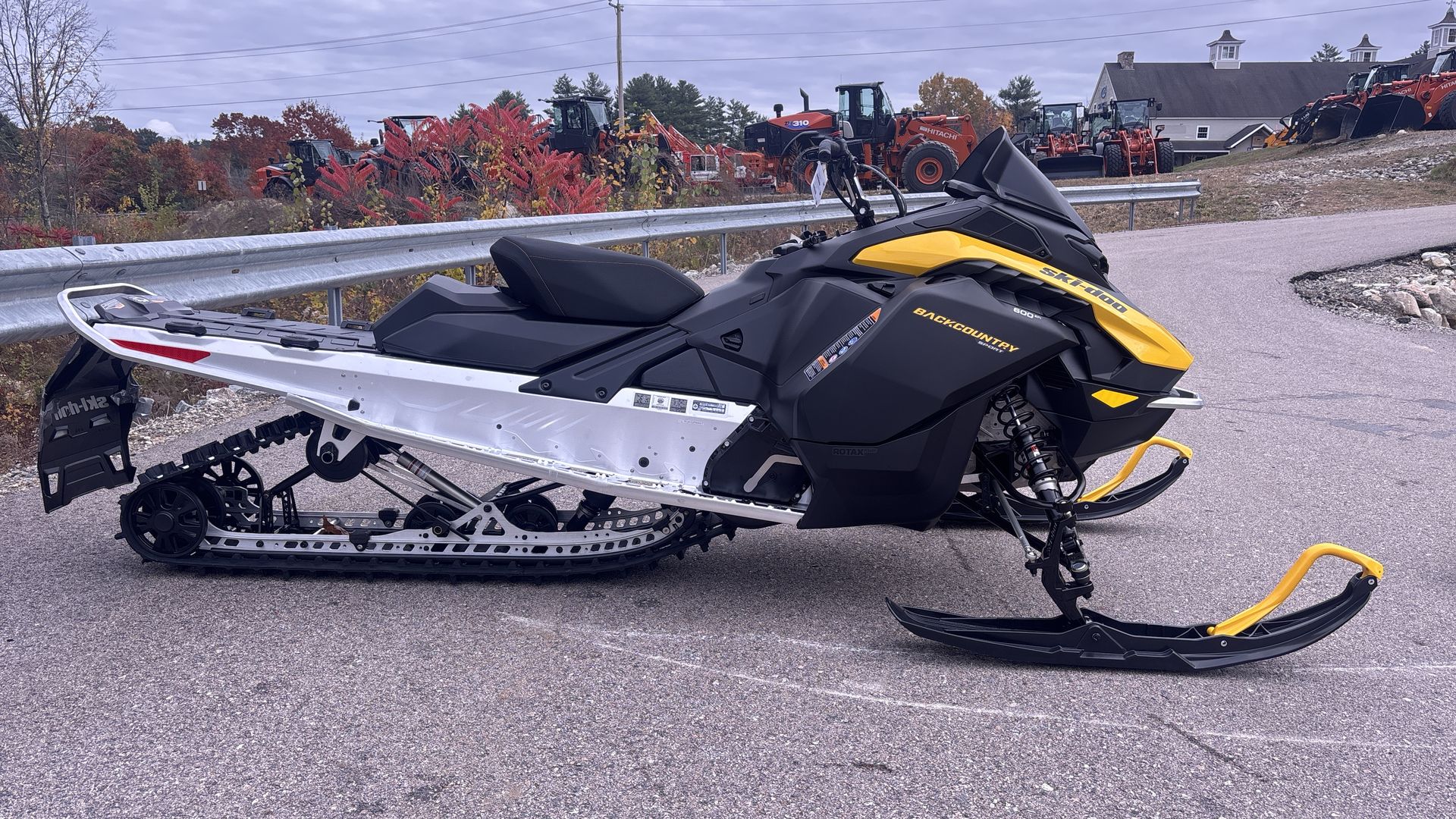 2026 Ski-Doo UBTC - Photo 8