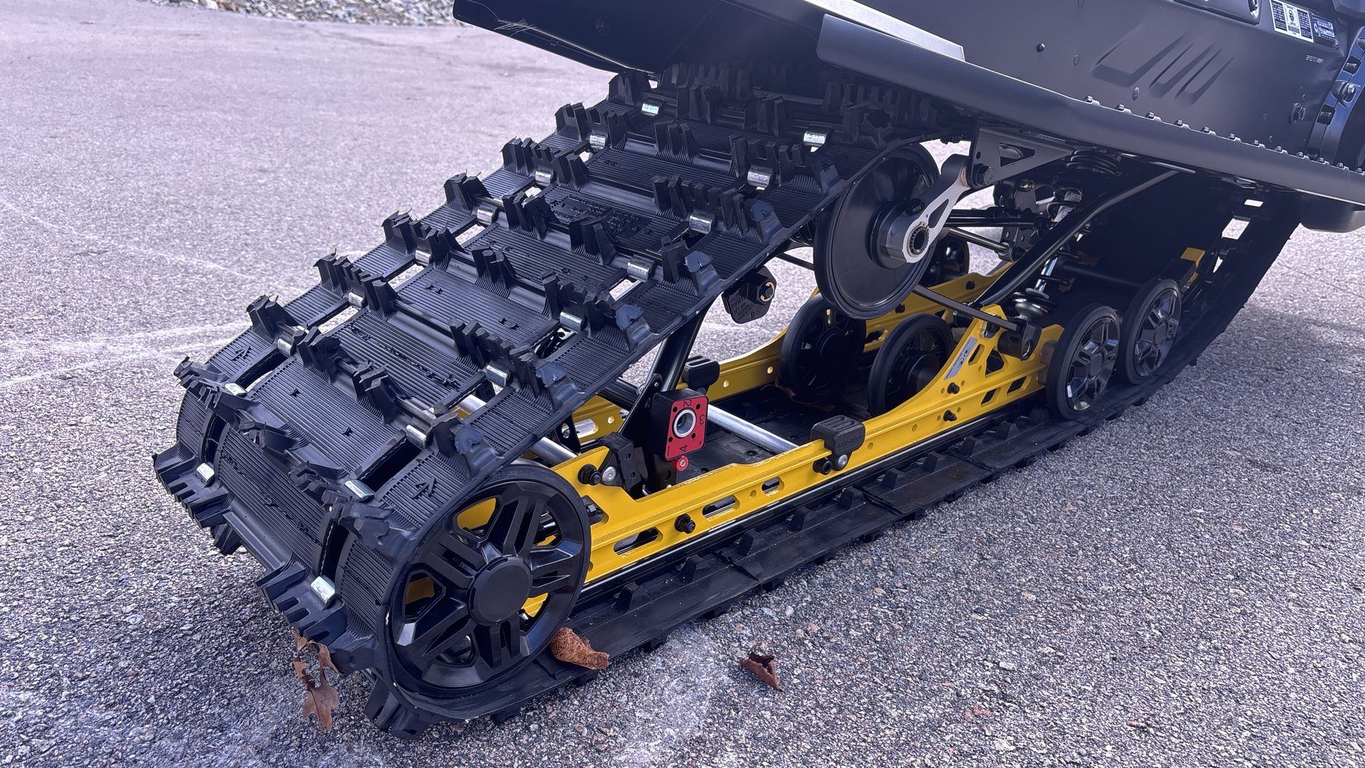 2026 Ski-Doo MXZ ADRENALINE 600R E-TEC 137 1.25 - Photo 12