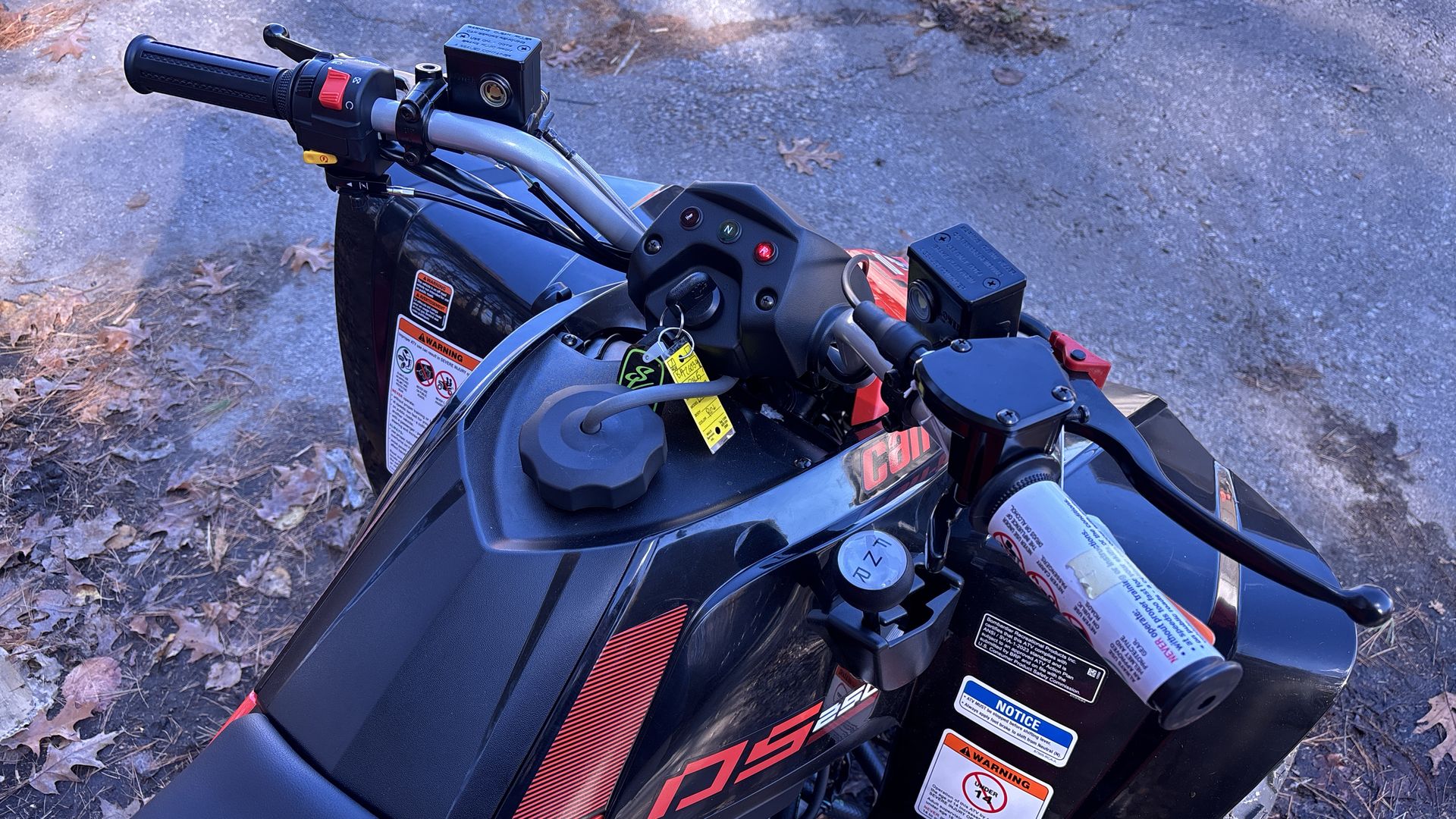 2025 Can-Am DS 250 - Photo 12