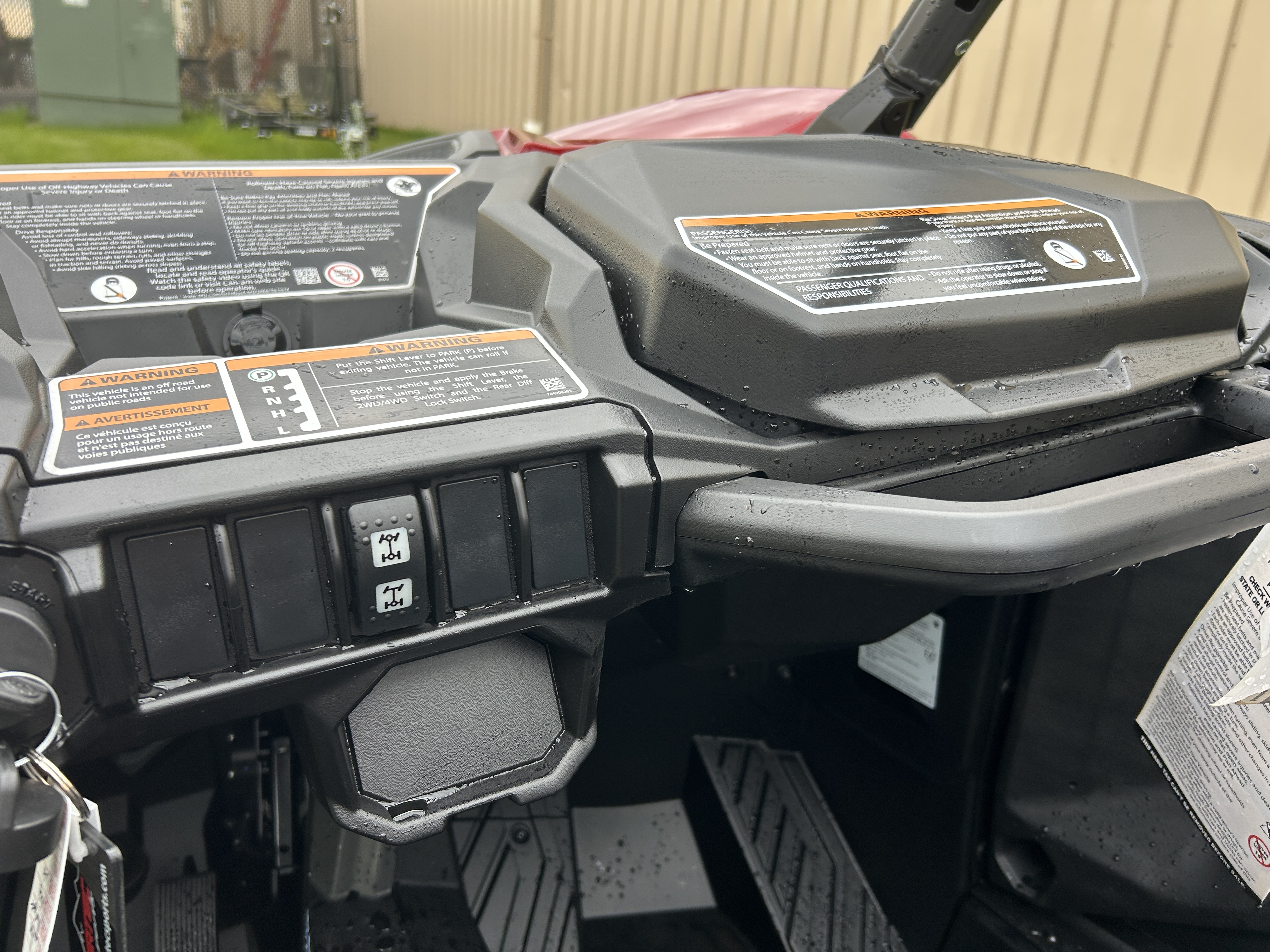 2024 Can-Am SSV MAV SPORT DPS 60 1000R RD 24 DPS 1000R - Photo 9