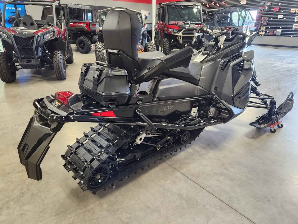 2025 Polaris 650 INDY ADVENTURE 137 650 137 - Photo 2