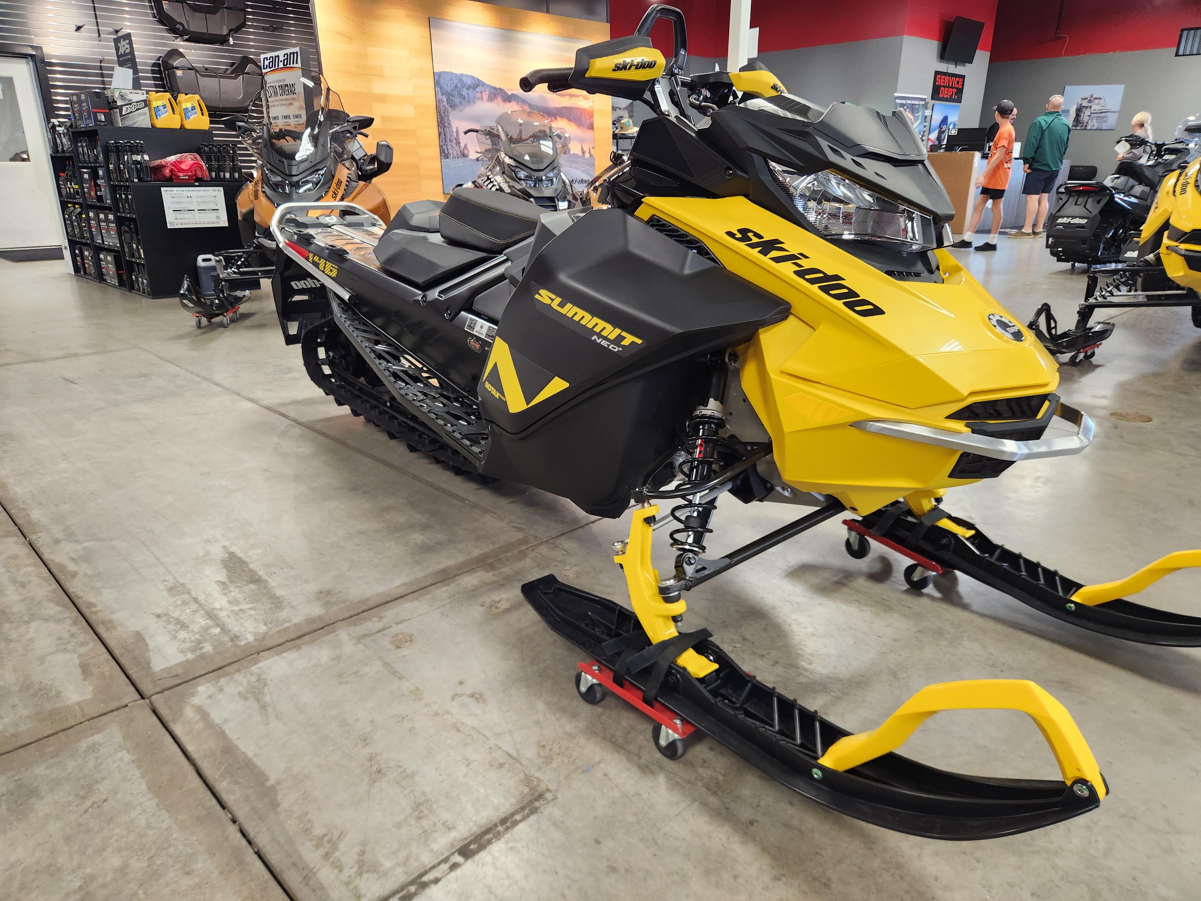 2025 Ski-Doo Summit NEO + 600 EFI Hurricane 1.75 with FlexEdge - Photo 8