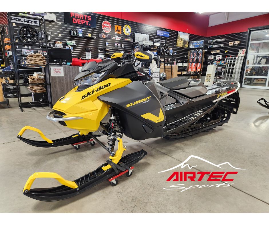 2025 Ski-Doo Summit NEO + 600 EFI Hurricane 1.75 with FlexEdge