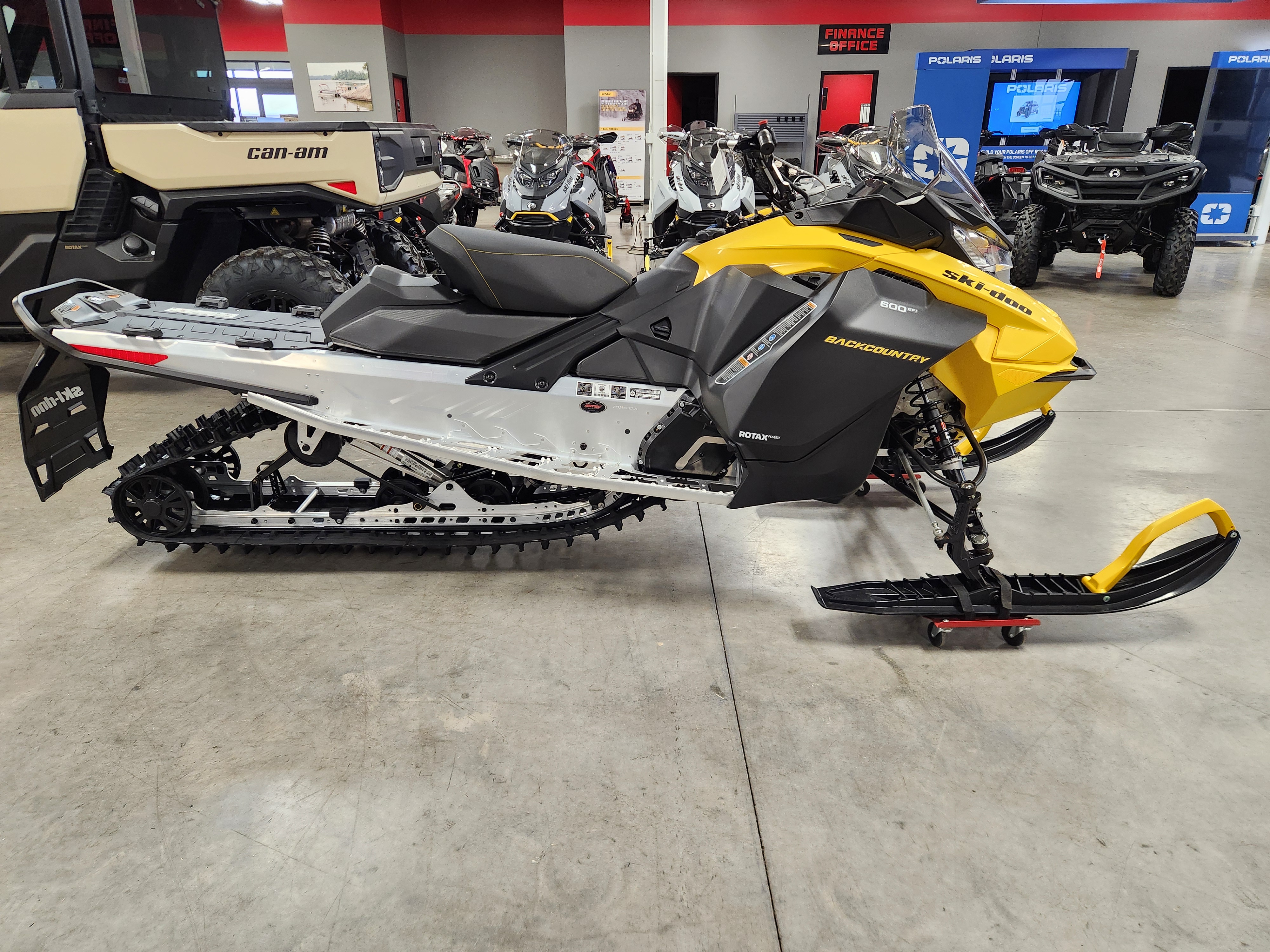 2025 Ski-Doo Backcountry Sport 600 EFI 146 1.6 - Photo 6