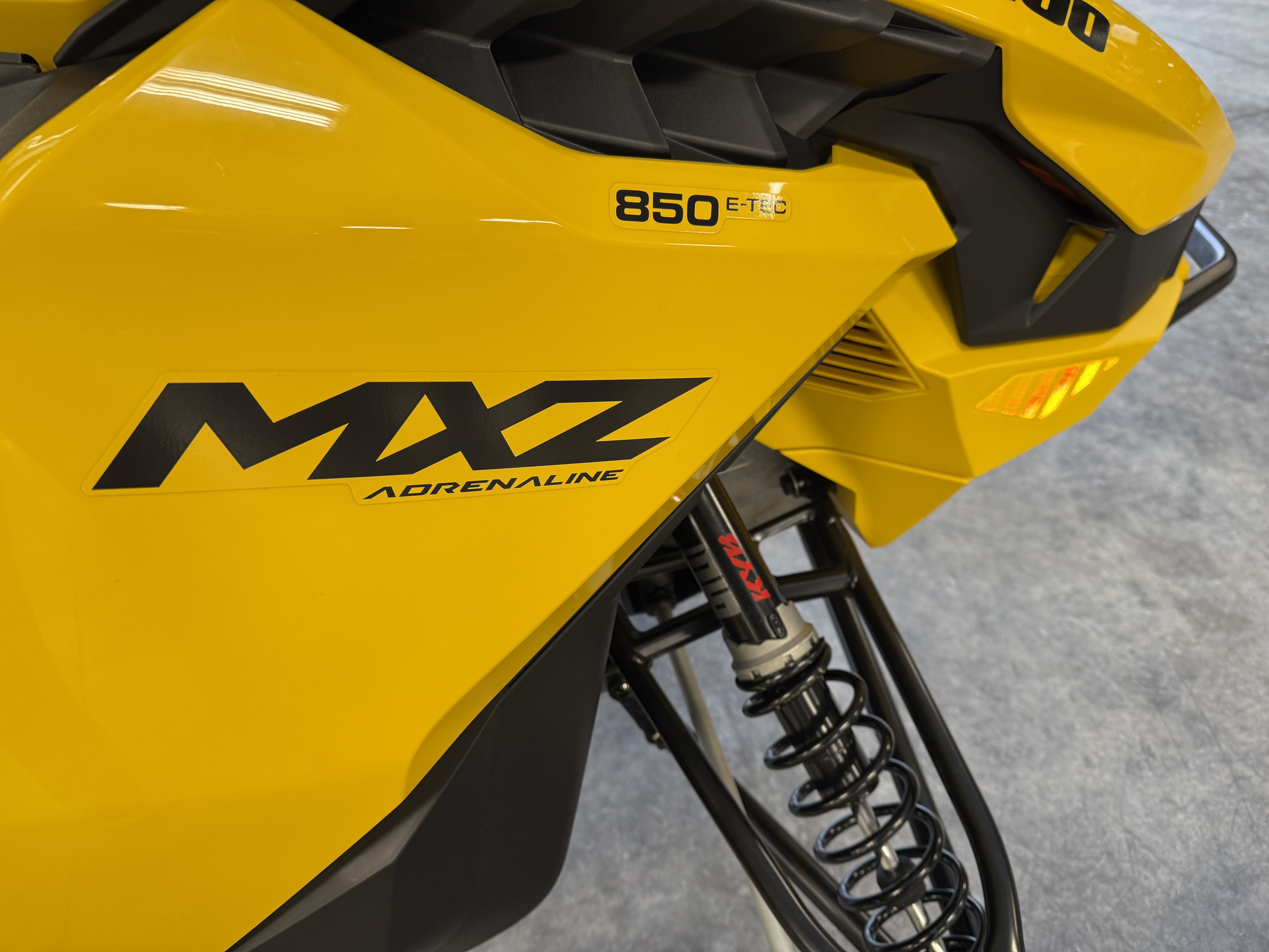 2025 Ski-Doo MXZ Adrenaline 850 E-TEC 137 1.25 - Photo 9