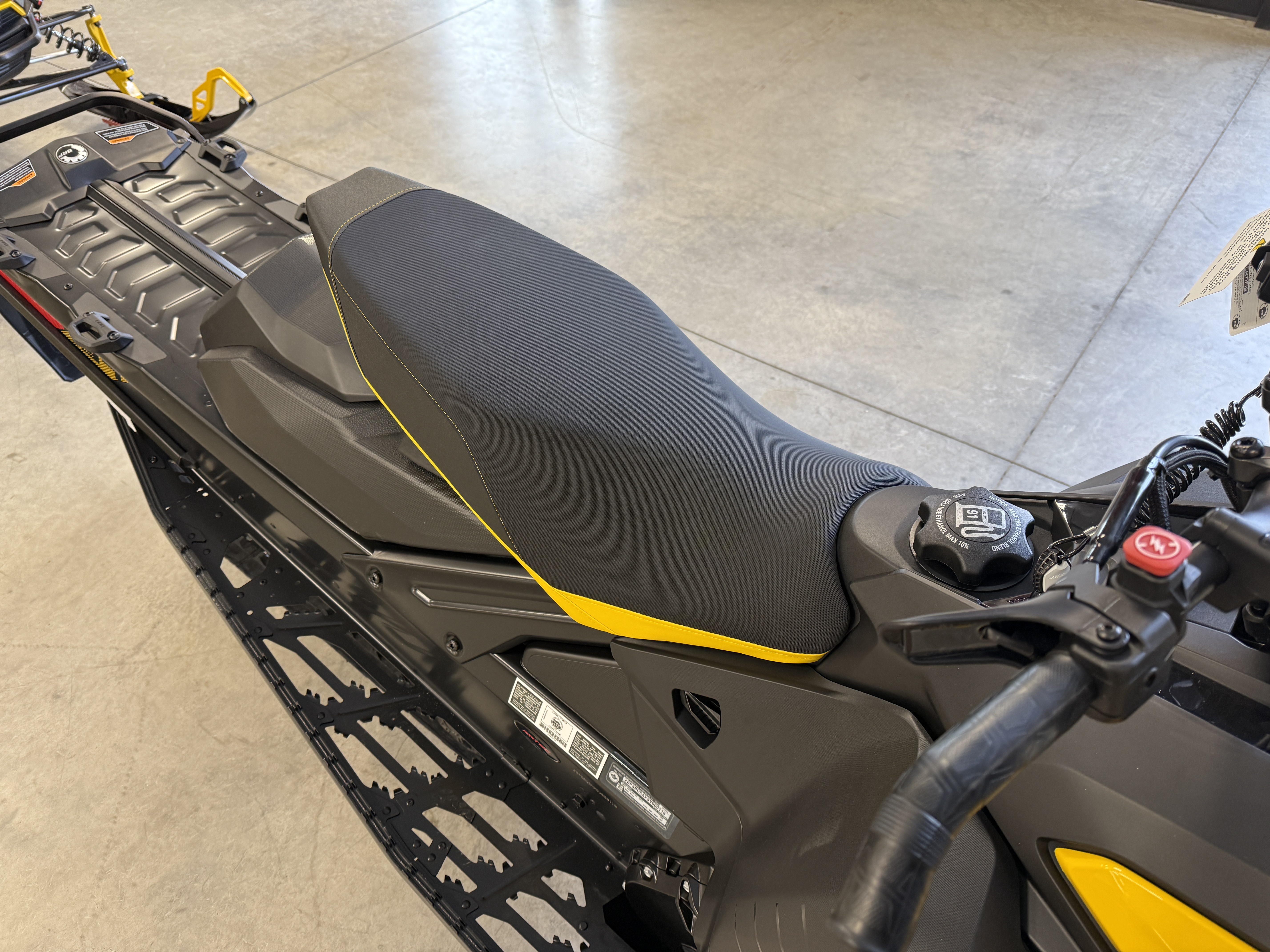 2025 Ski-Doo MXZ Adrenaline 850 E-TEC 137 1.25 - Photo 8