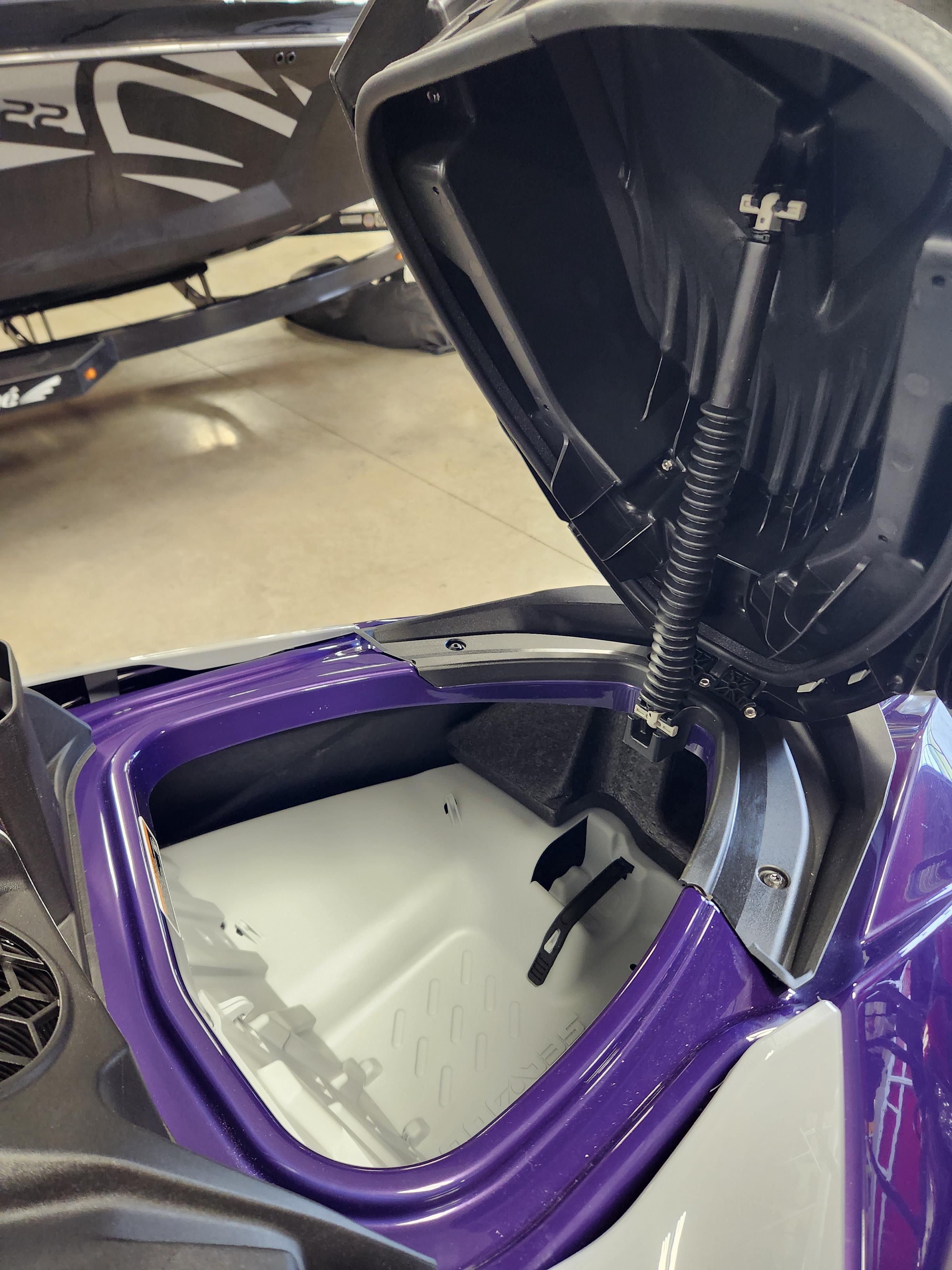 2025 Sea-Doo PWC GTI SE 170 PR IBR 25 - Photo 11