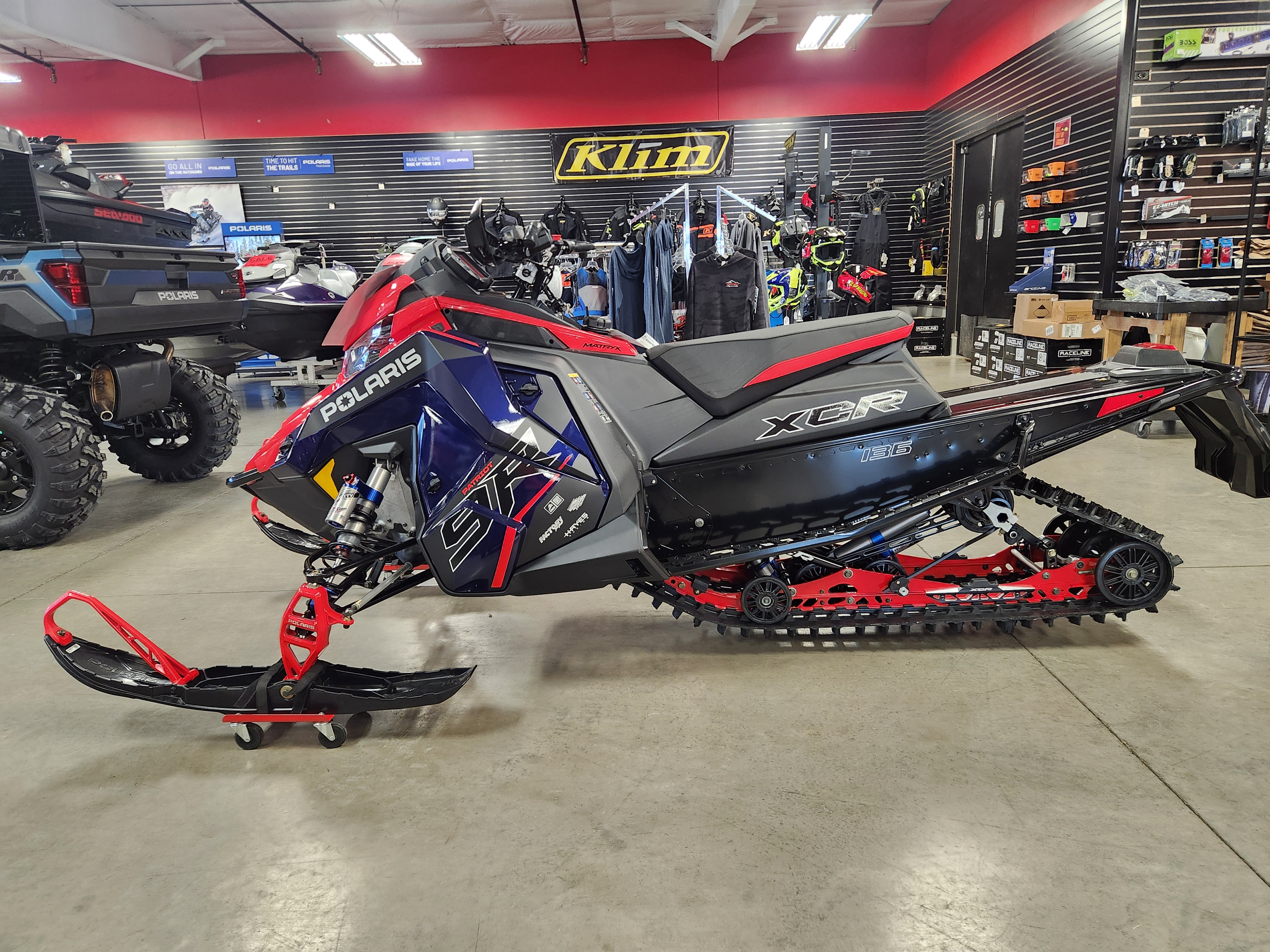 2025 Polaris PATRIOT 9R INDY XCR 136 - Photo 2