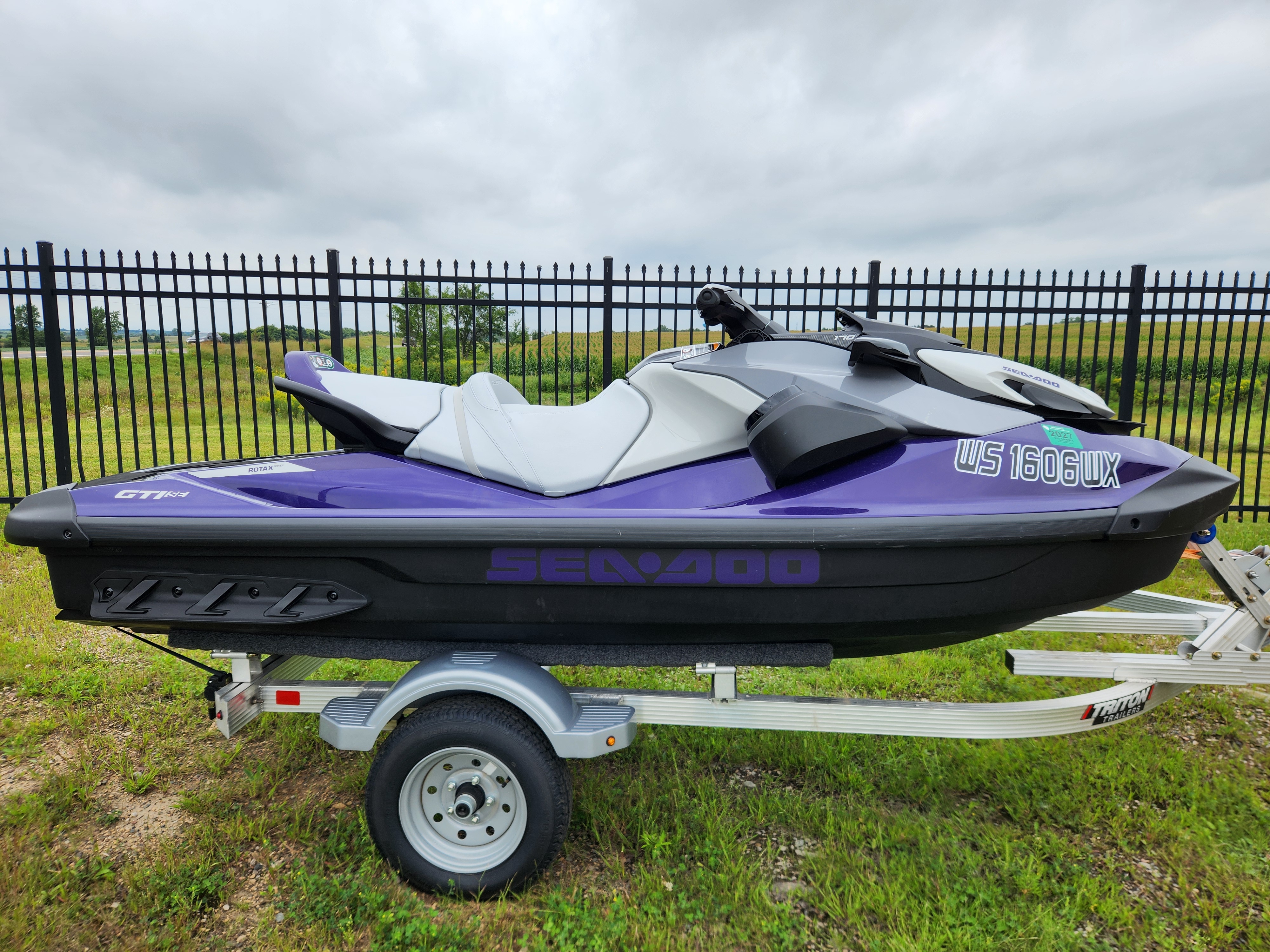 2025 Sea-Doo PWC GTI SE 170 AUD PR IBR IDF 25 - Photo 2