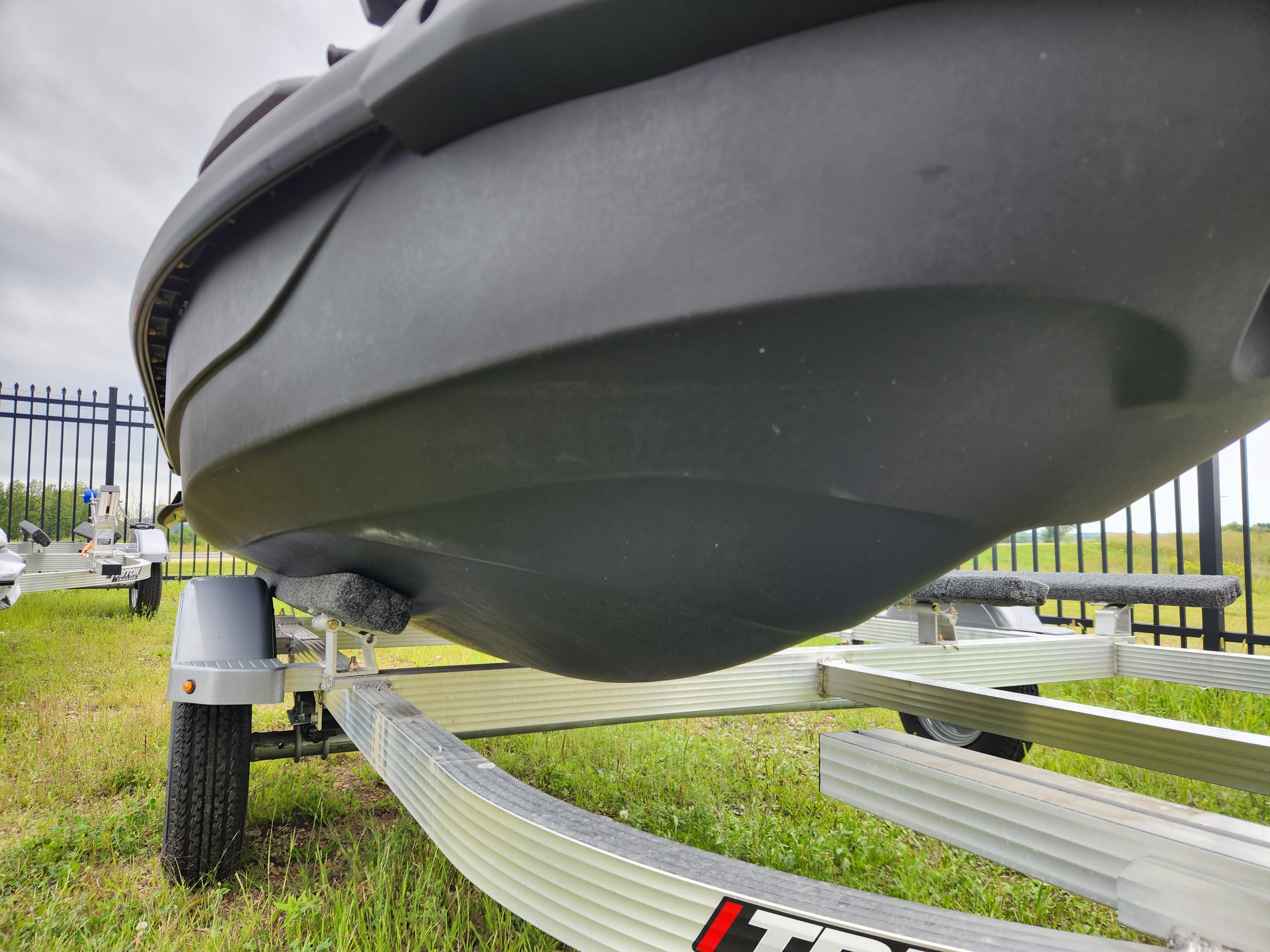 2025 Sea-Doo PWC GTI SE 170 AUD PR IBR IDF 25 - Photo 12