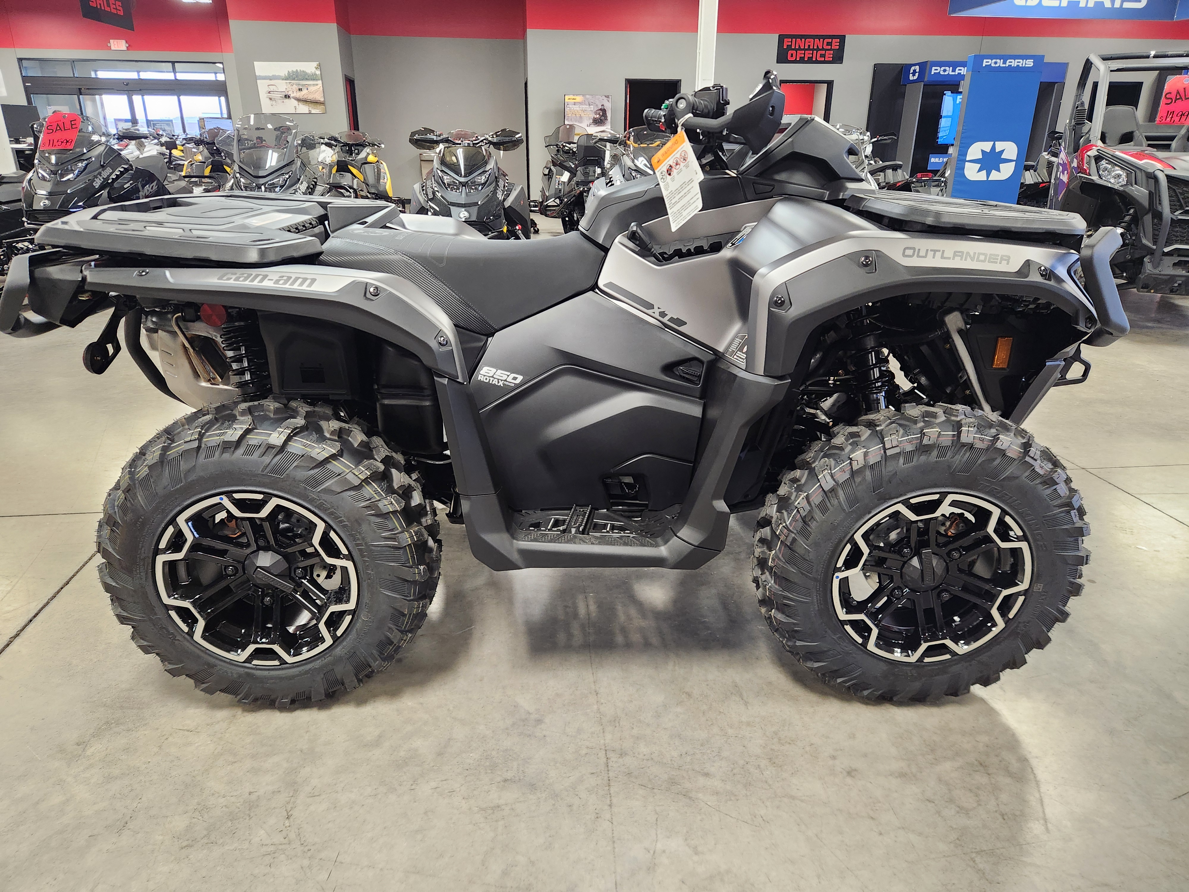 2026 Can-Am ATV OUTL XT 850 GY 26 - Photo 6