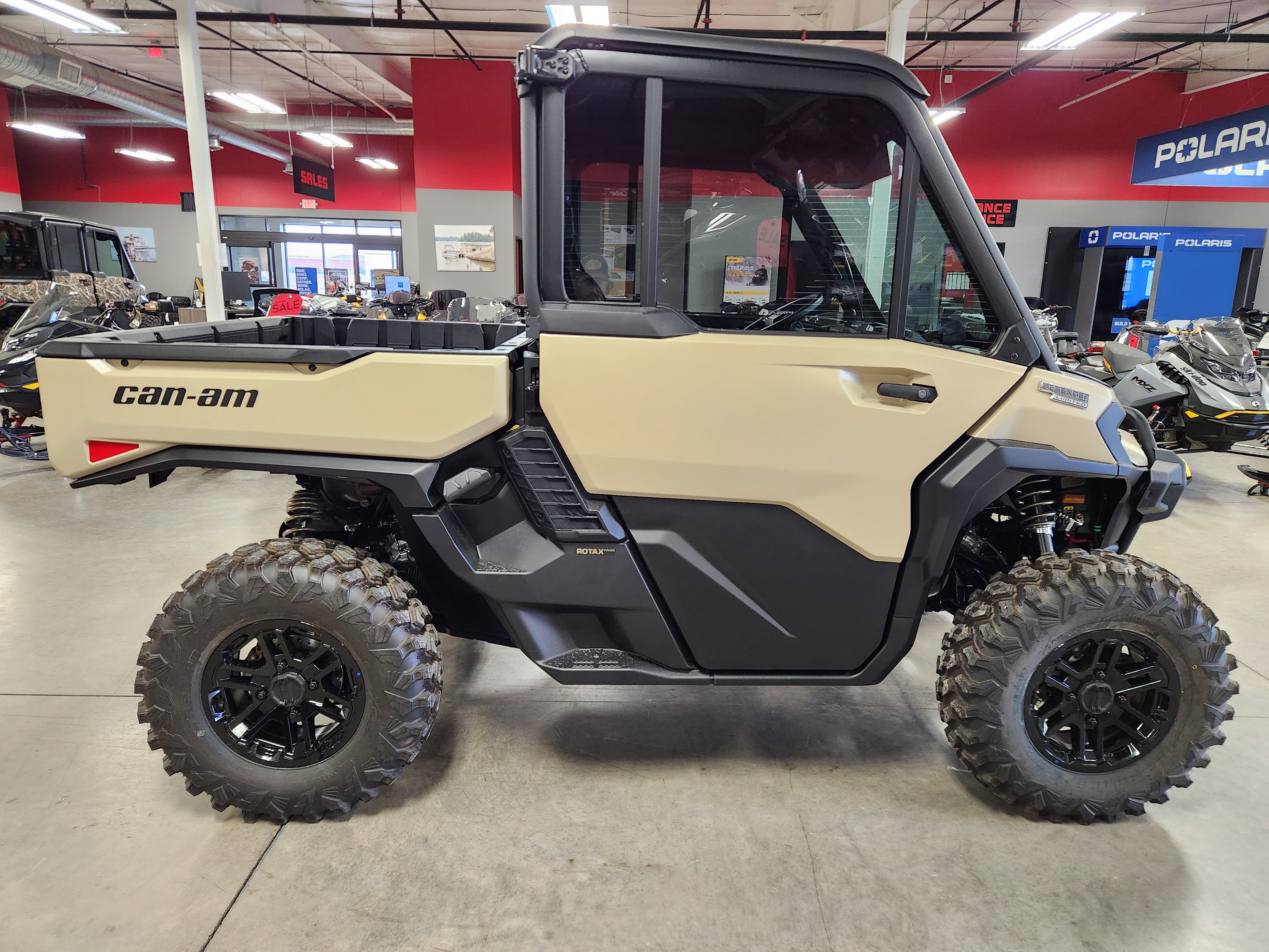 2026 Can-Am SSV DEF LTD 65 HD11 TN HB 26 Limited HD11 - Photo 6