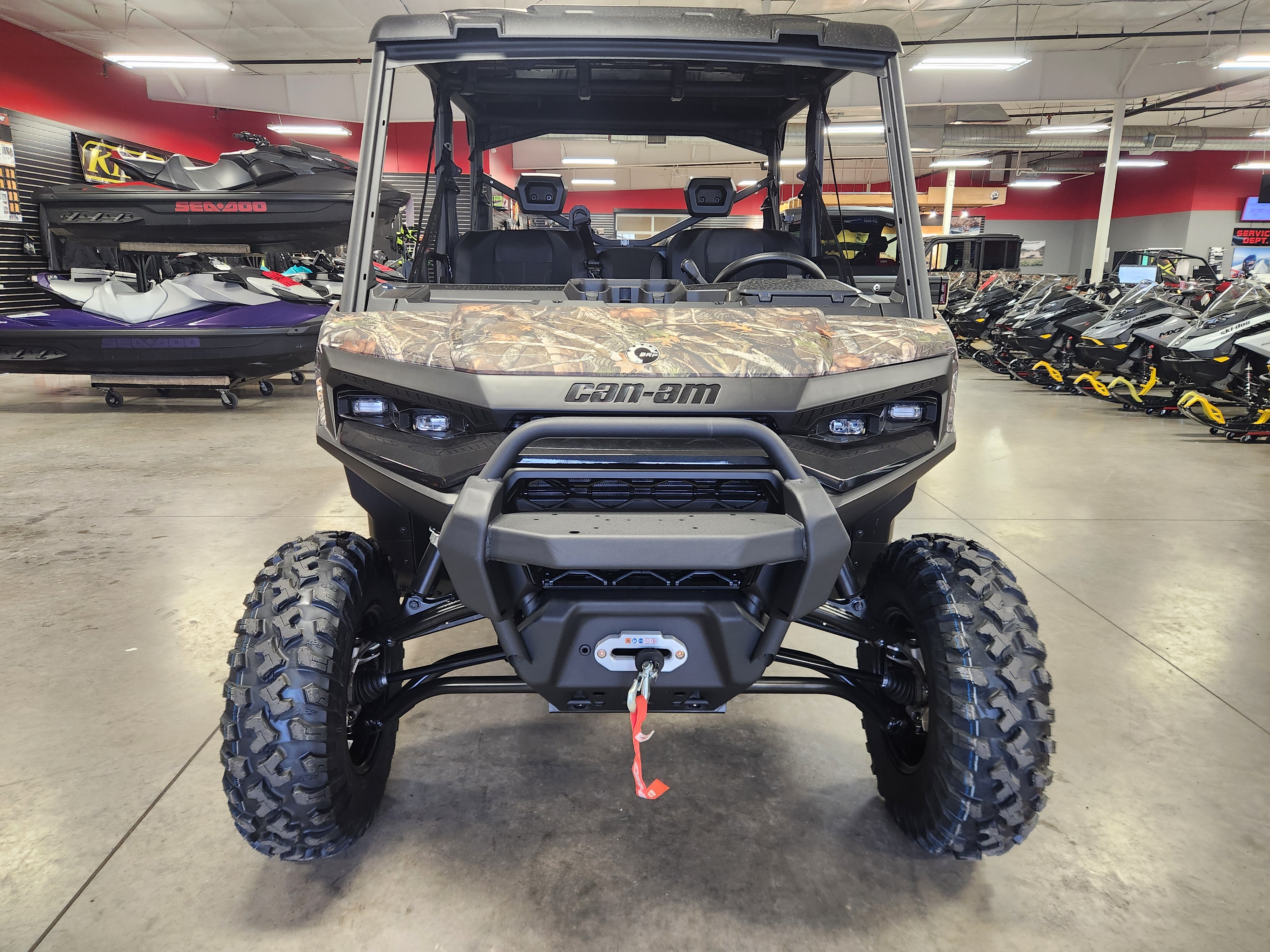 2026 Can-Am SSV DEF MAX XT 65 HD11 CA 26 XT HD11 - Photo 8