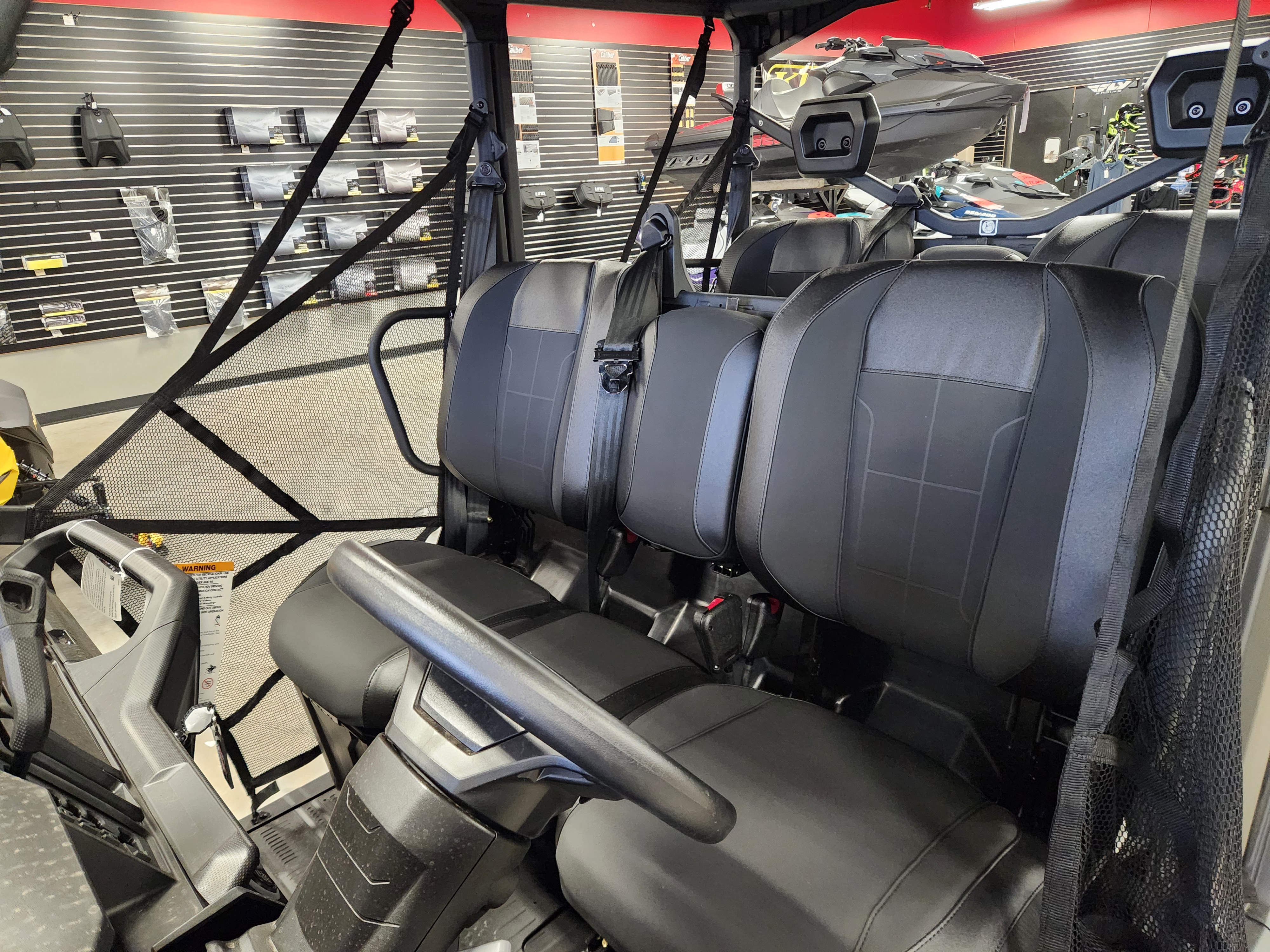 2026 Can-Am SSV DEF MAX XT 65 HD11 CA 26 XT HD11 - Photo 9