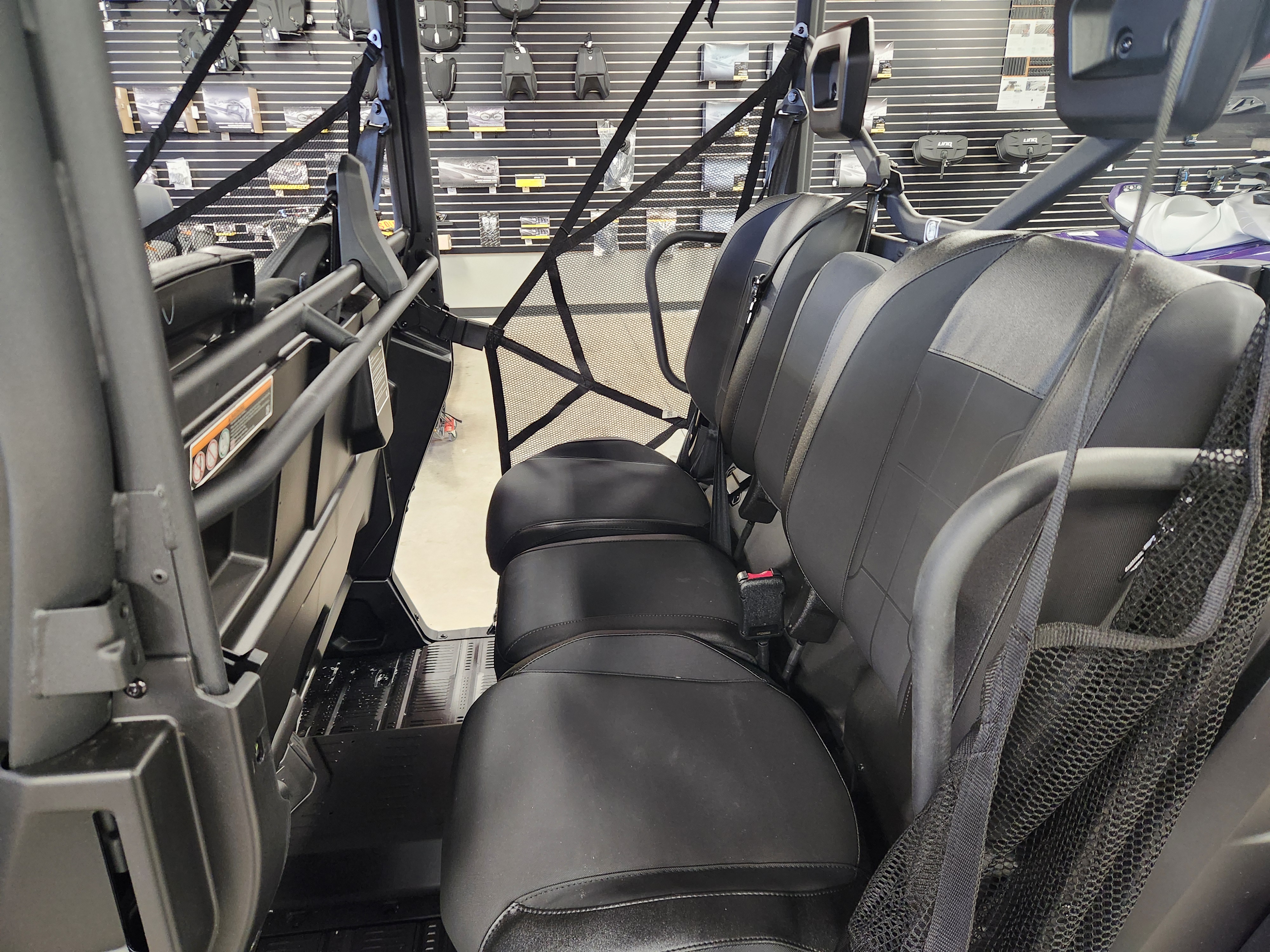 2026 Can-Am SSV DEF MAX XT 65 HD11 CA 26 XT HD11 - Photo 11