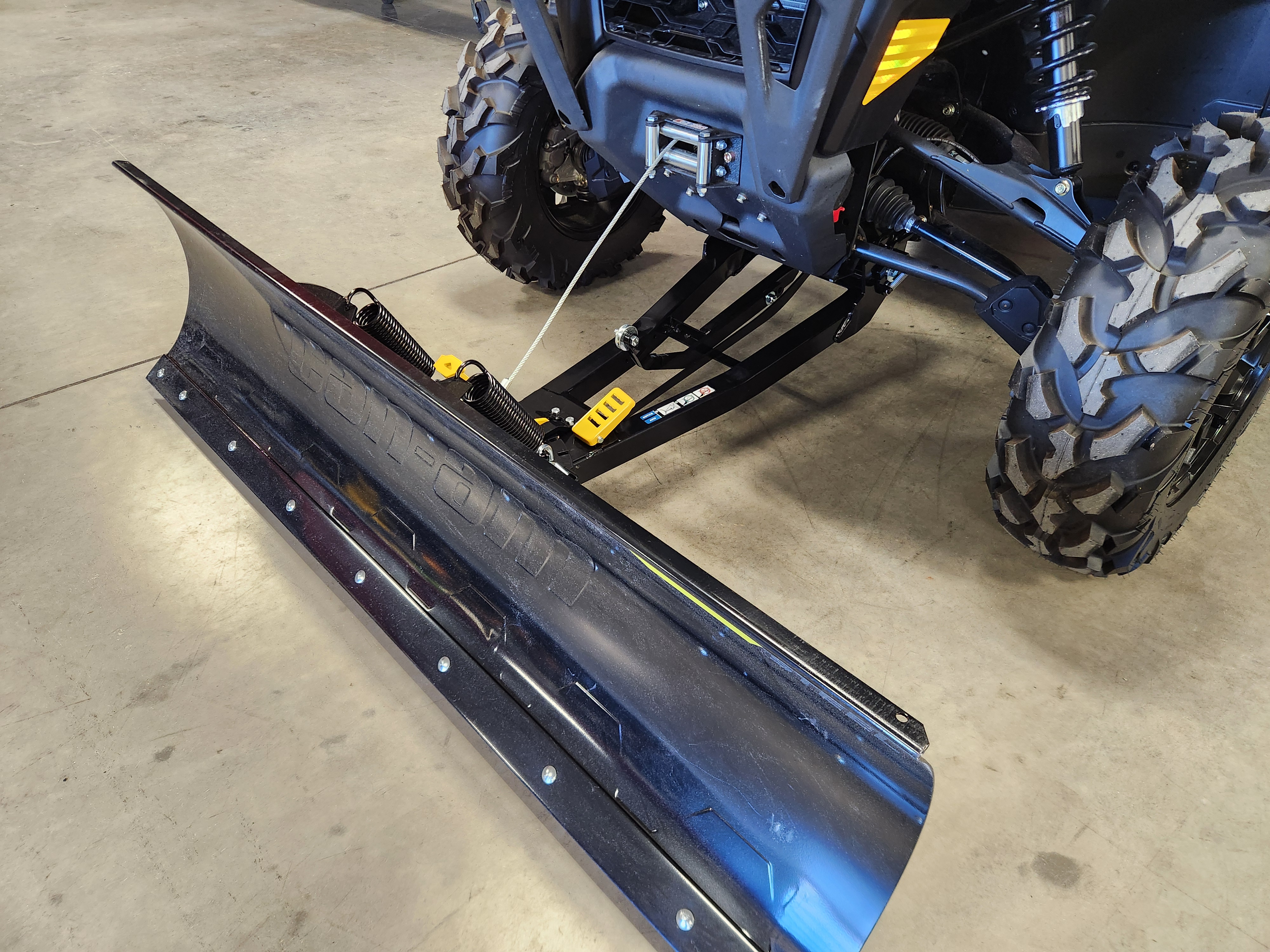 2025 Can-Am SSV DEF XT 64 HD10 BE 25 XT HD10 - Photo 8