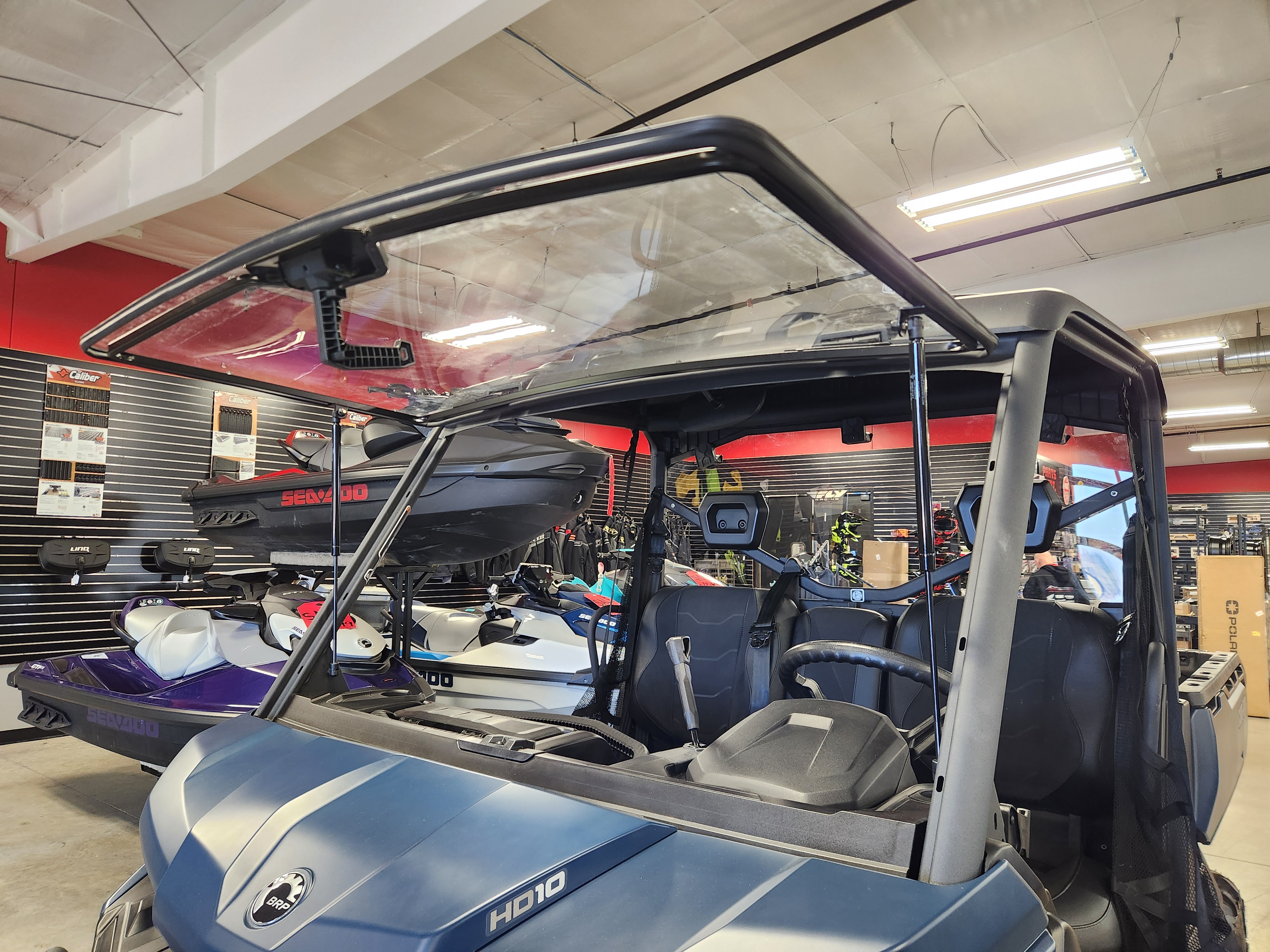 2025 Can-Am SSV DEF XT 64 HD10 BE 25 XT HD10 - Photo 13