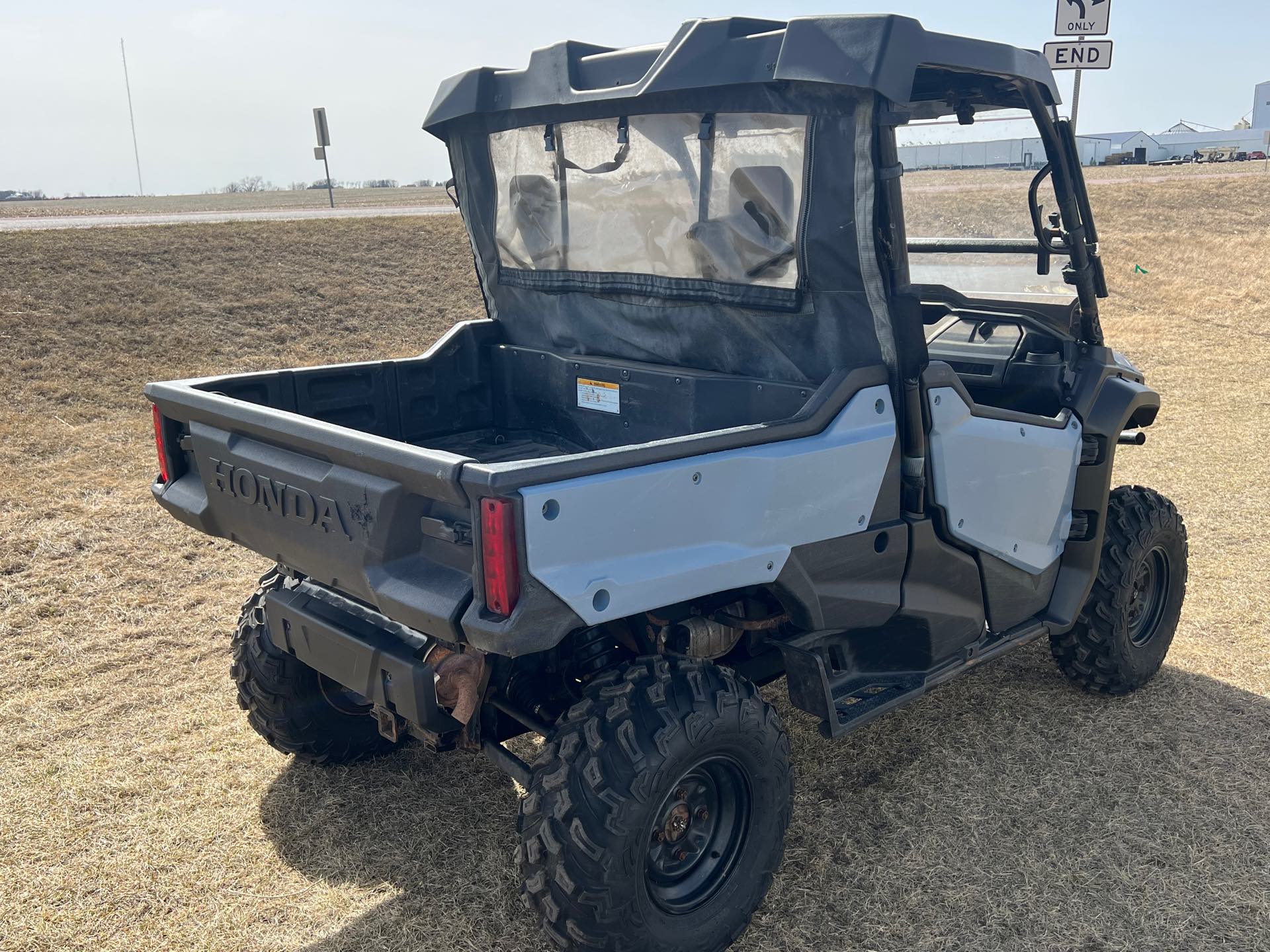 2017 Honda Pioneer 1000 EPS - Photo 6