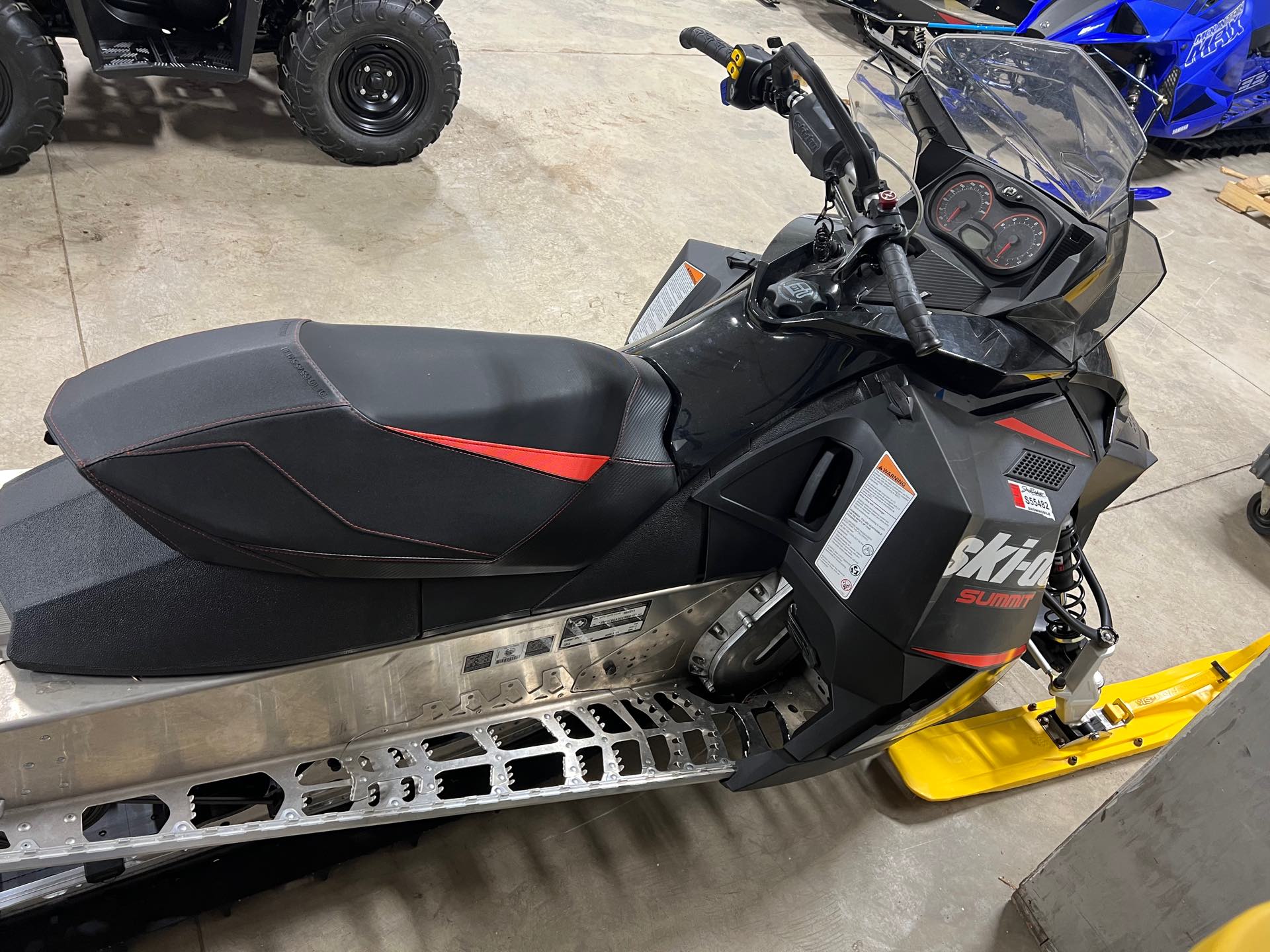 2016 Ski-Doo Summit Sport 800R PTEK Electric Start - Photo 6
