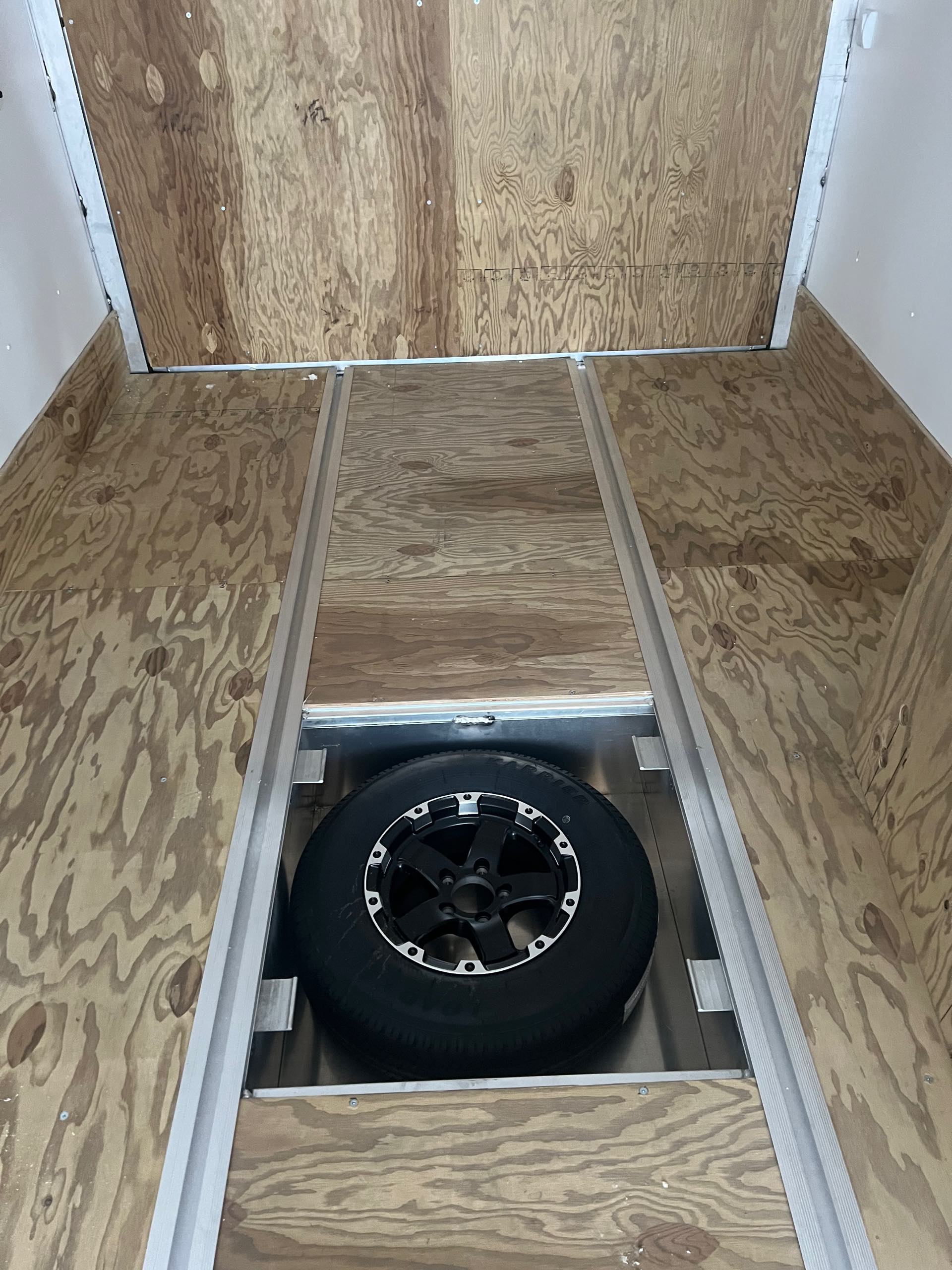 2023 Triton PRT2475EB7 24'x7.5' - Photo 8
