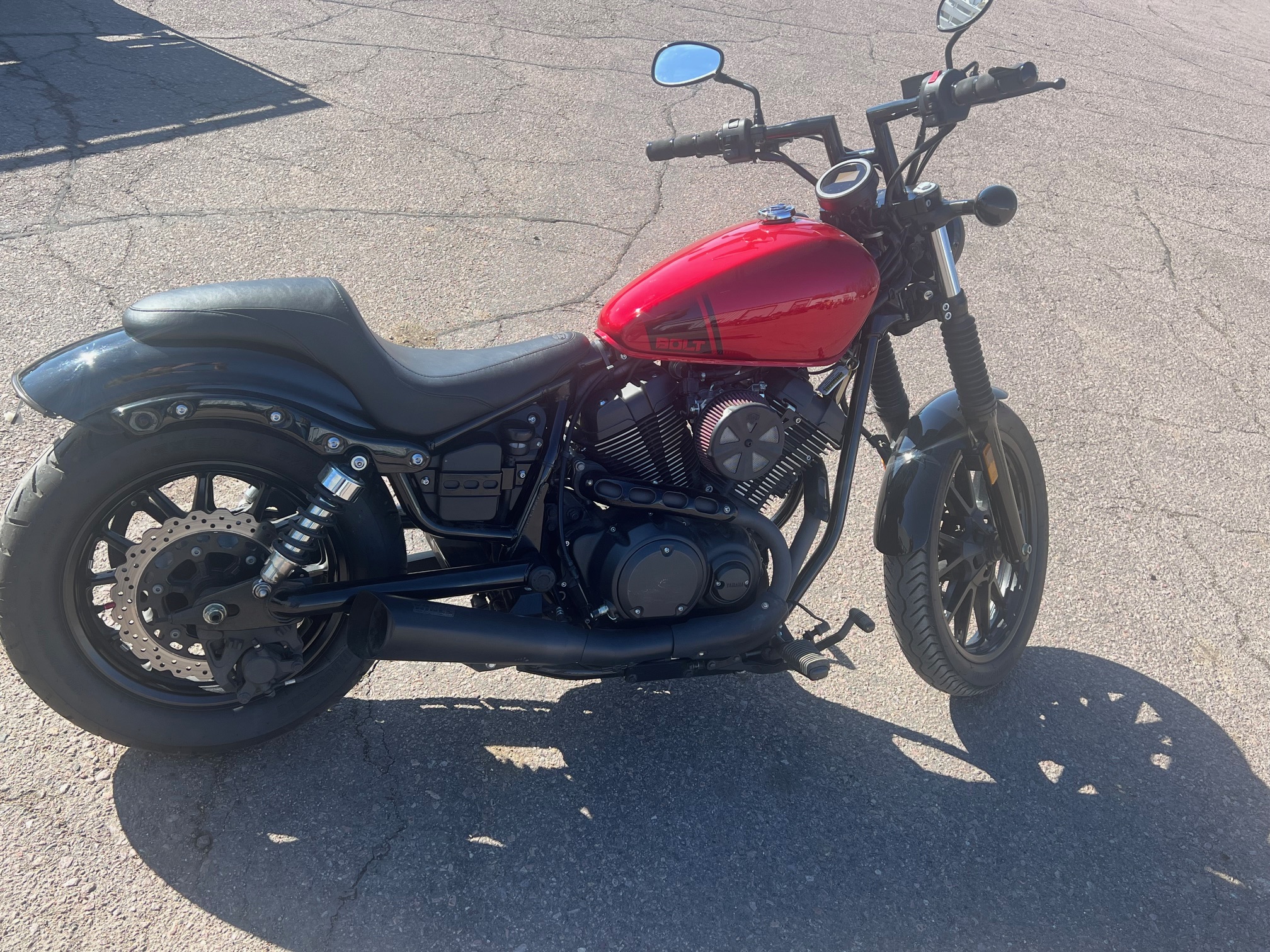 2015 Yamaha BOLT - Photo 2