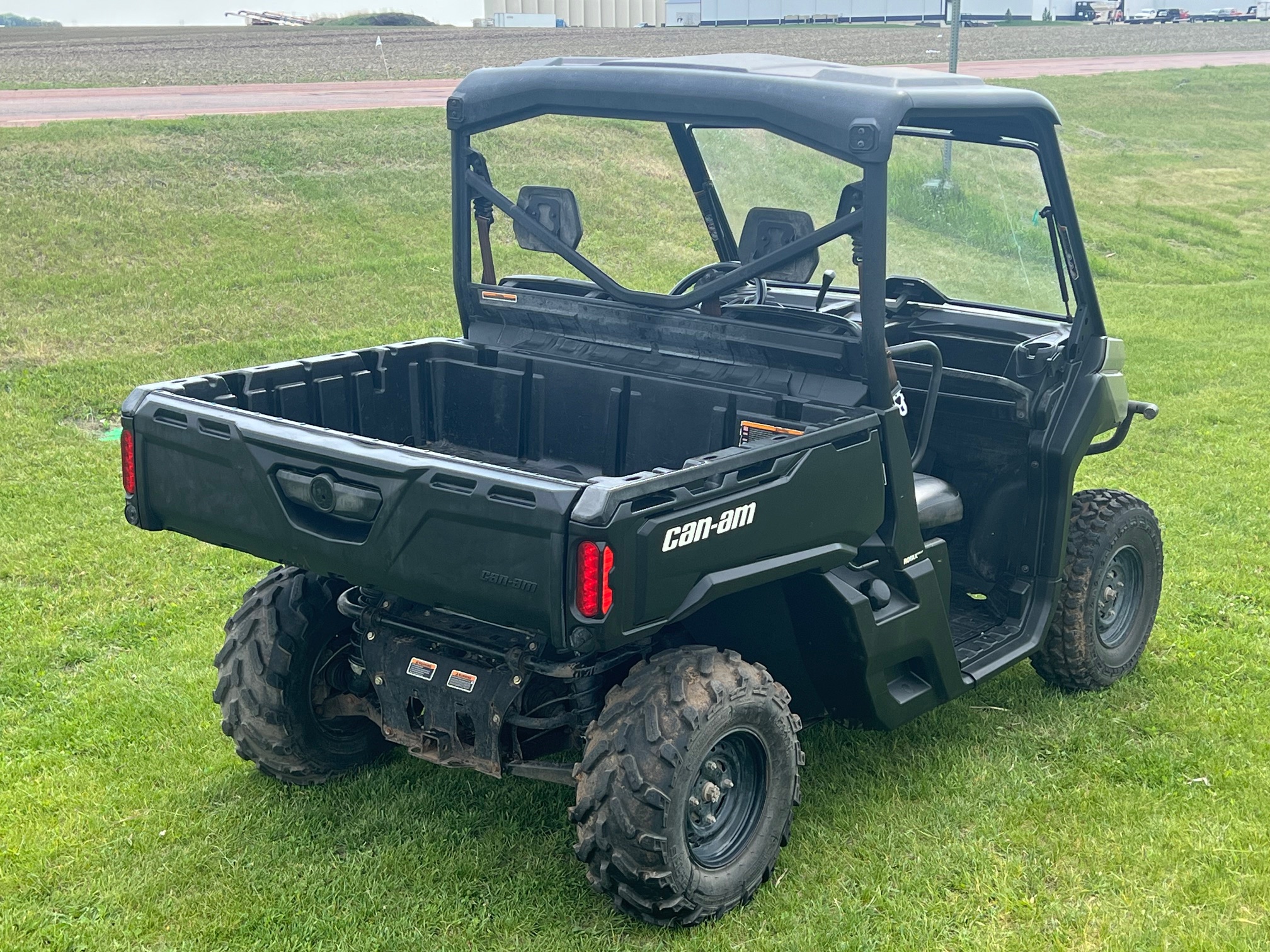 2019 Can-Am DEFENDER HD8 - Photo 6