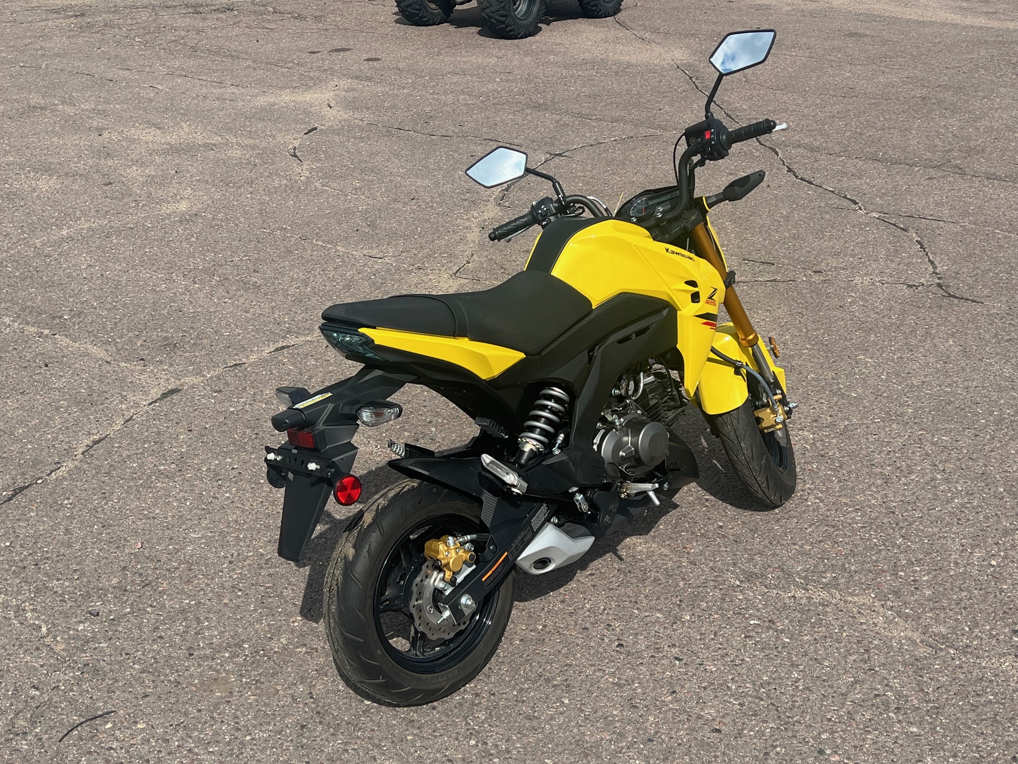 2022 Kawasaki Z125 PRO Base - Photo 3