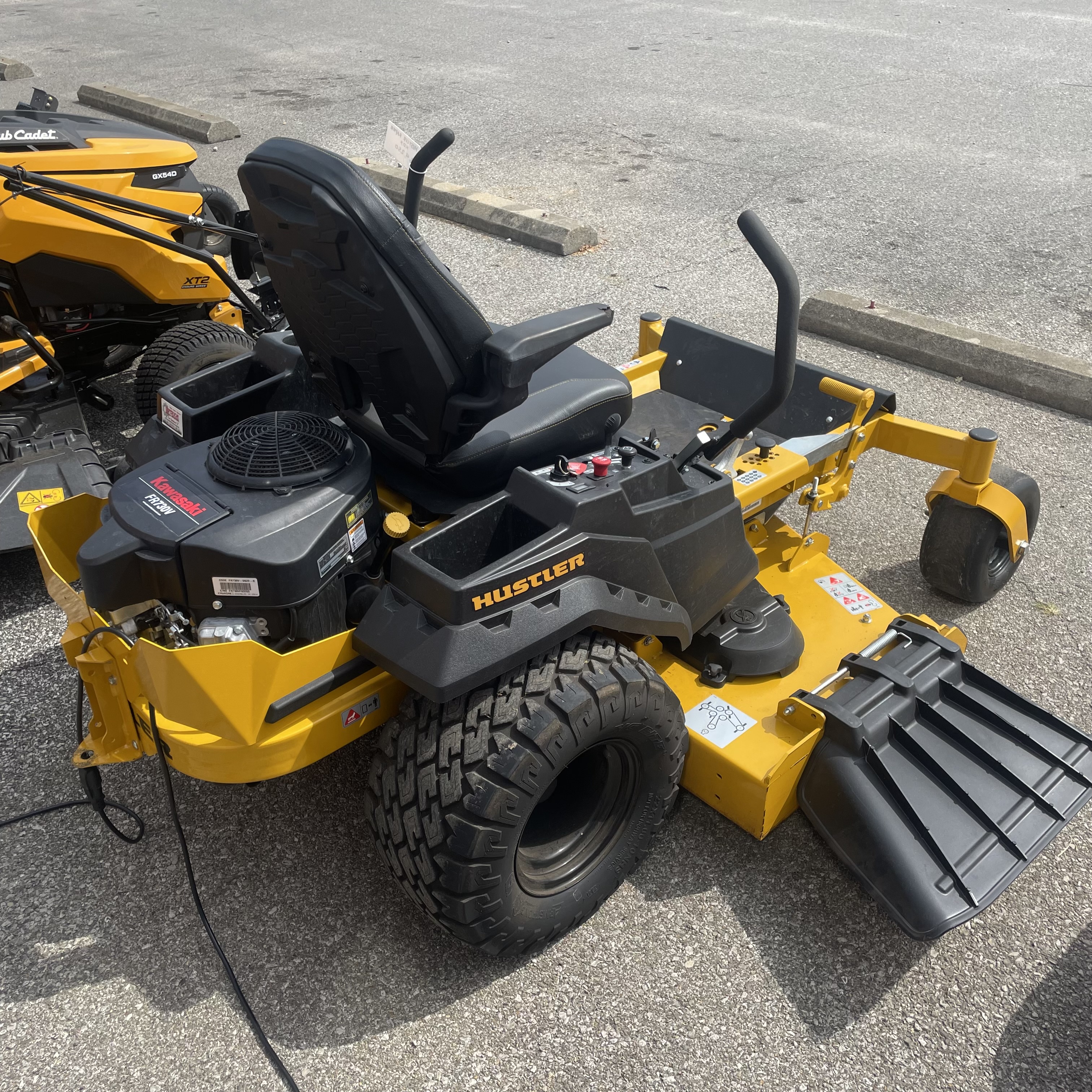 2025 Hustler Turf Equipment Raptor XDX 60" Kawasaki FR730 - Photo 5